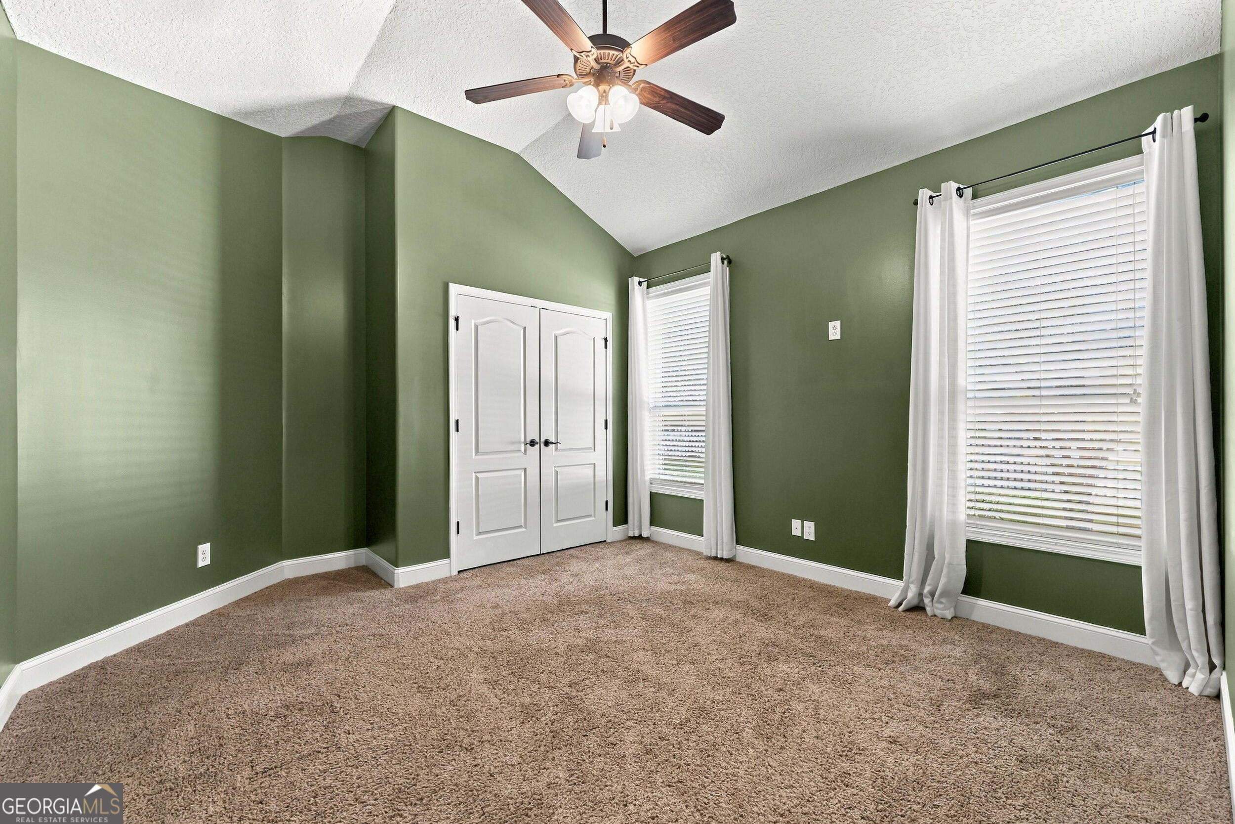 128 Brookshire Court Property Photo 29