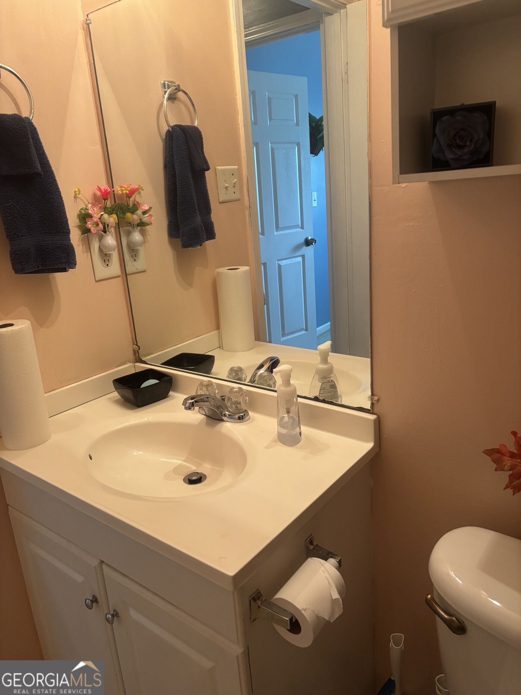 8062 Trinity Park Drive Property Photo 8
