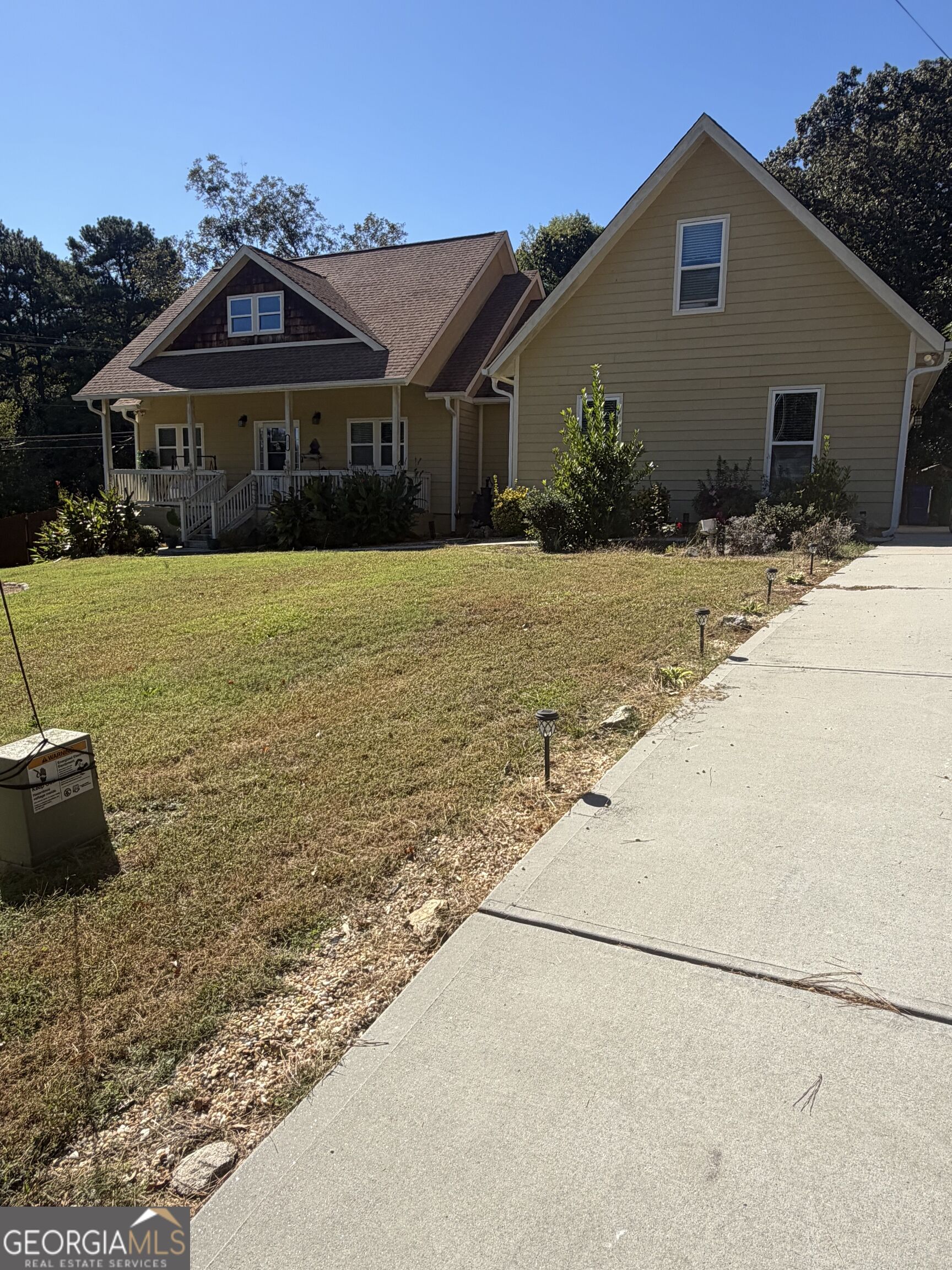 1857 Enid Drive Property Photo 1