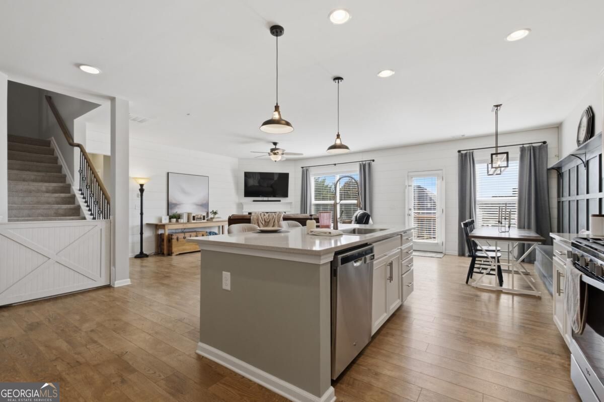 416 Timberleaf Road Property Photo 13