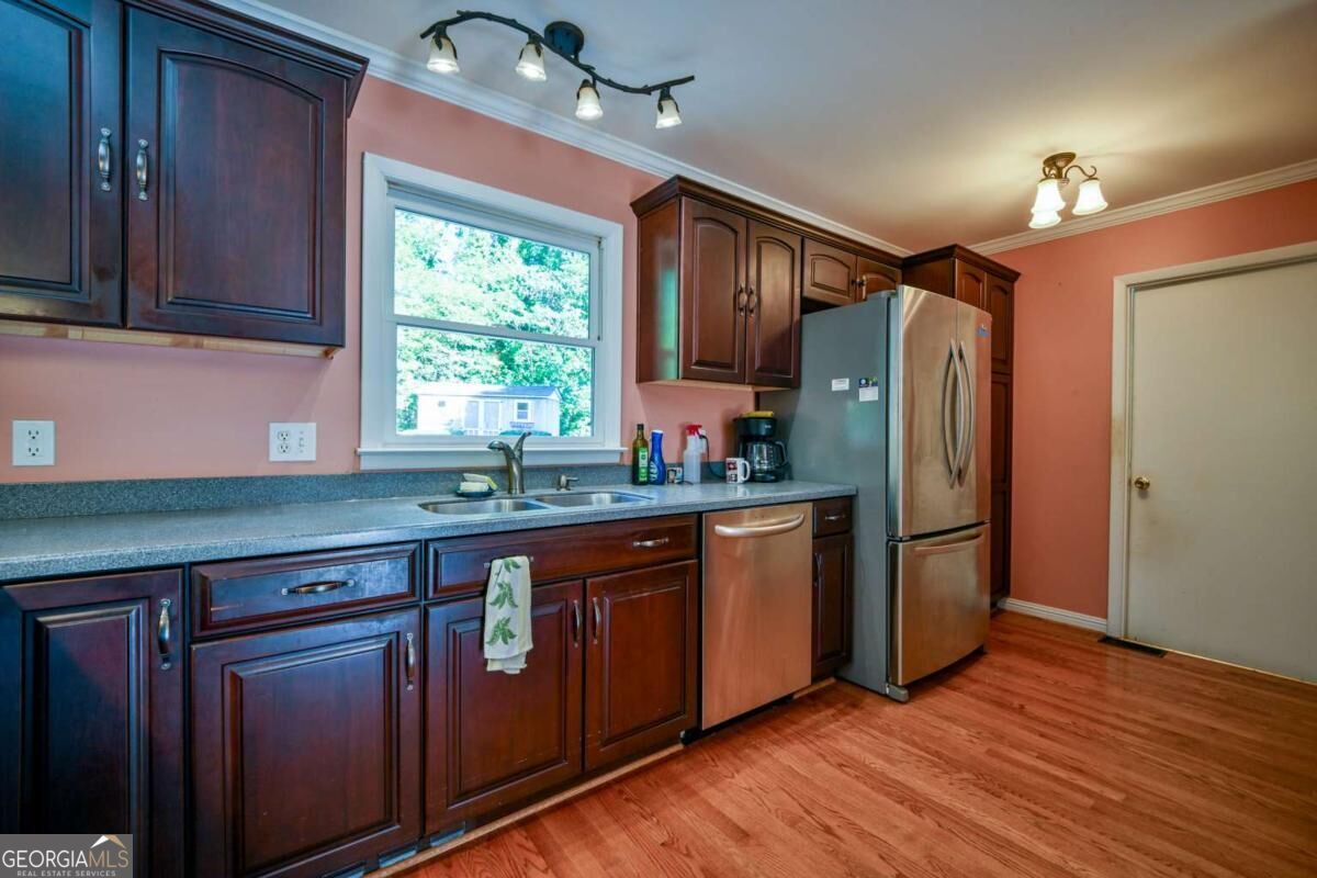 281 Hunnicutt Drive Property Photo 8