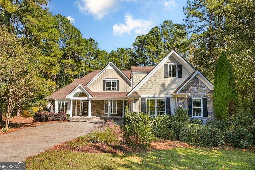 1040 Pin Oak Court Property Photo 1