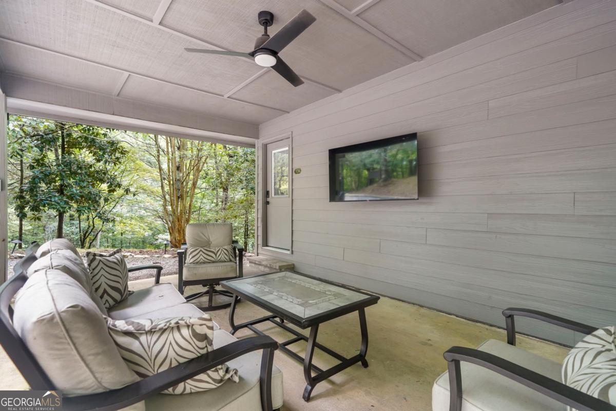 36 Dapple Lane Property Photo 8