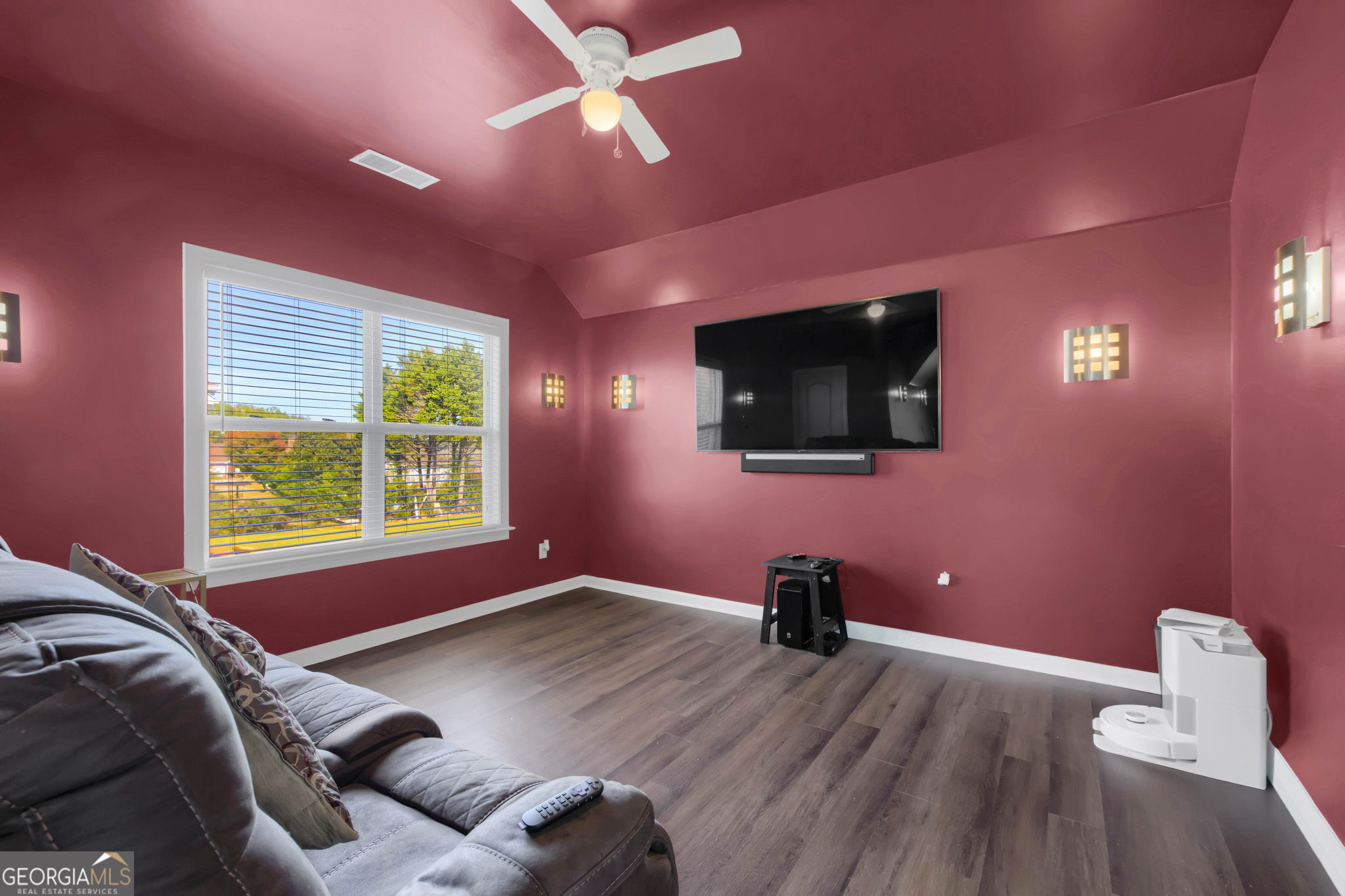 1008 Rowanshyre Circle Property Photo 35