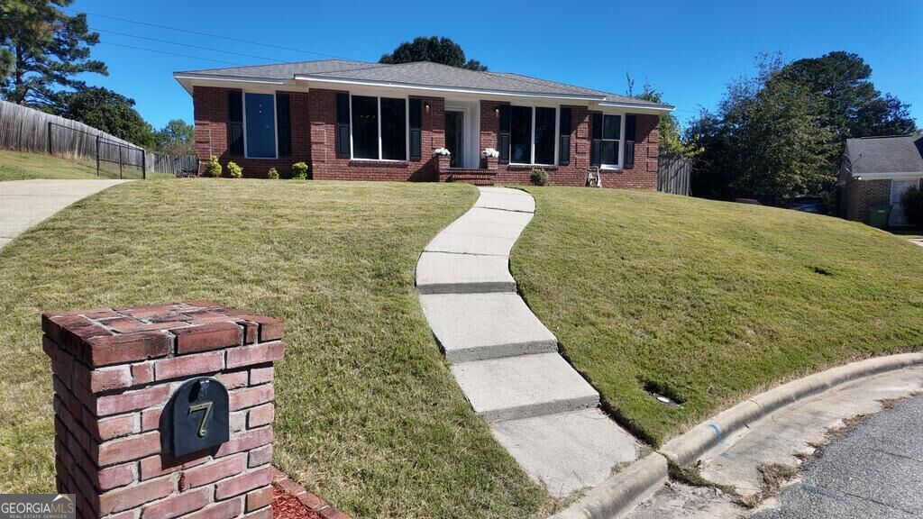 7 Willowbrook Court Property Photo 1