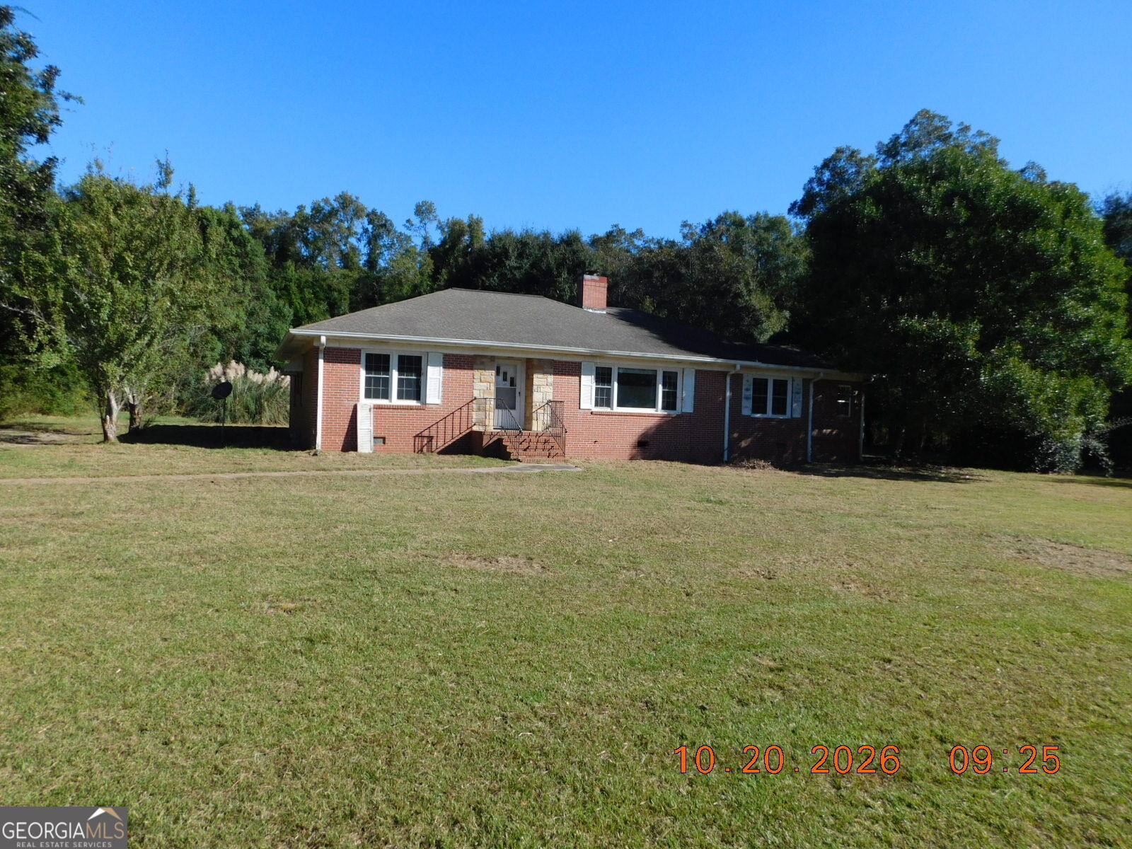 3020 Crest Hwy Property Photo 1
