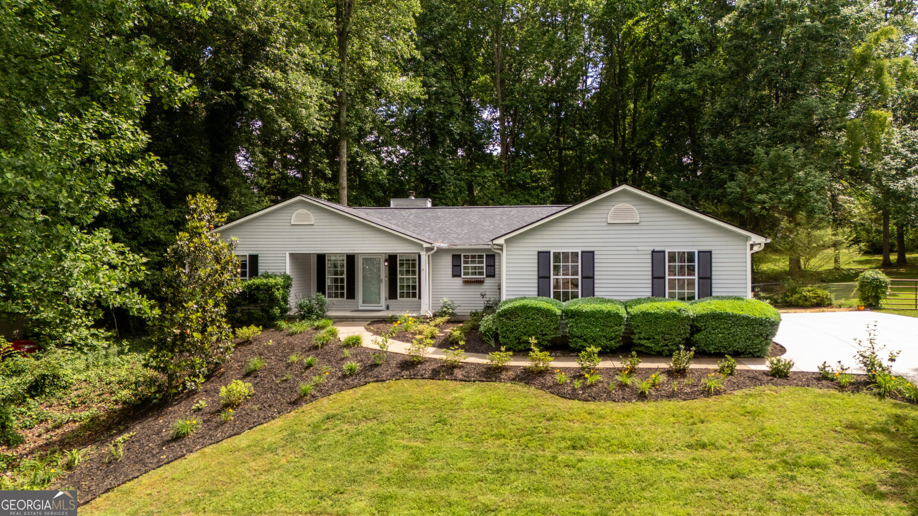 4340 Oak Creek Drive Property Photo 1