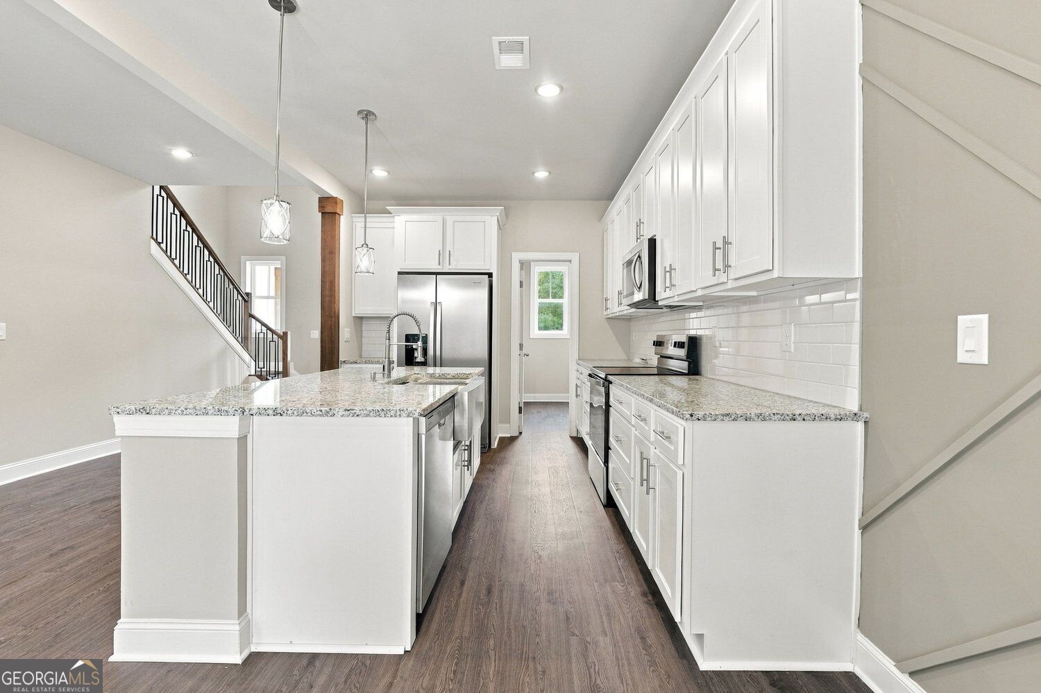 16 Hadrian Ridge Drive Sw Property Photo 13