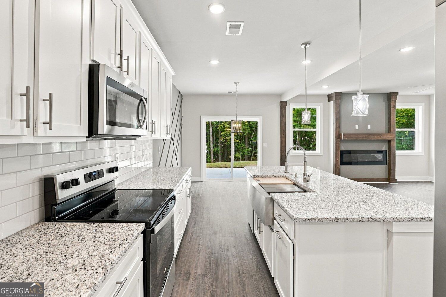 16 Hadrian Ridge Drive Sw Property Photo 17