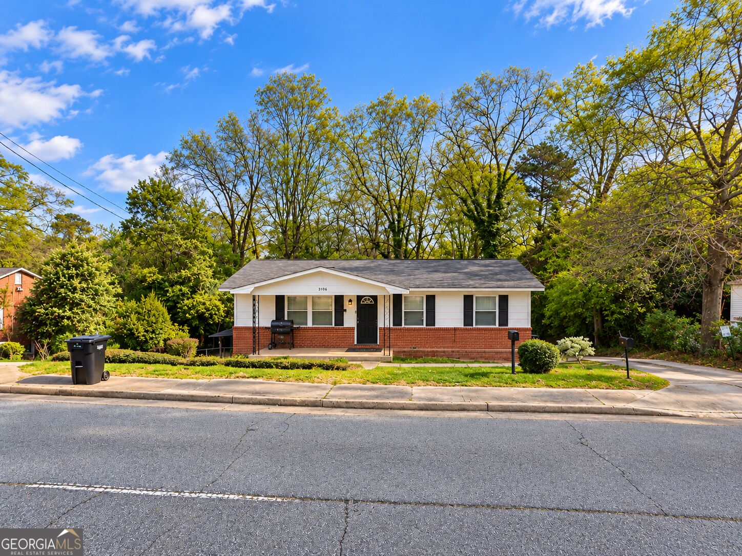 3106 University Avenue Property Photo 1
