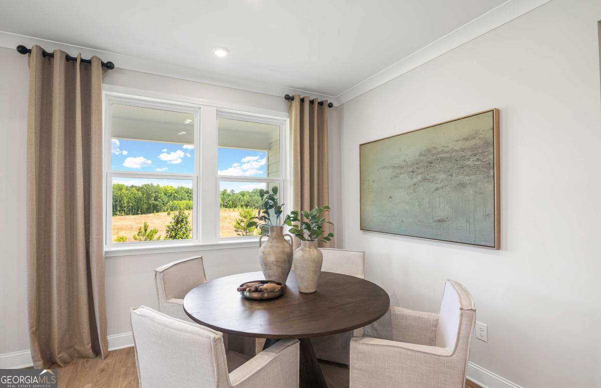 141 Kenney Way Property Photo 16