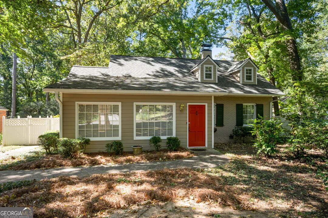 444 Glendale Avenue Ne Property Photo 1