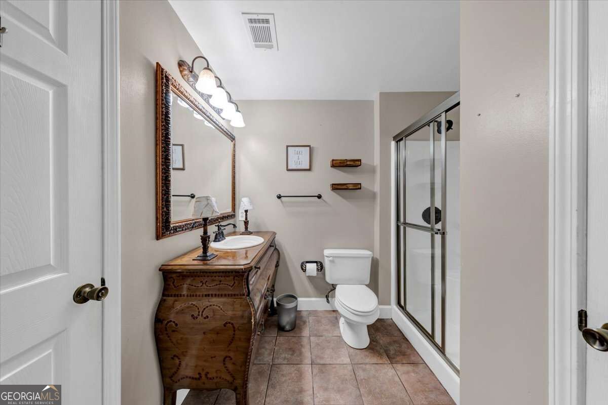 231 Jeffrey Drive Property Photo 32