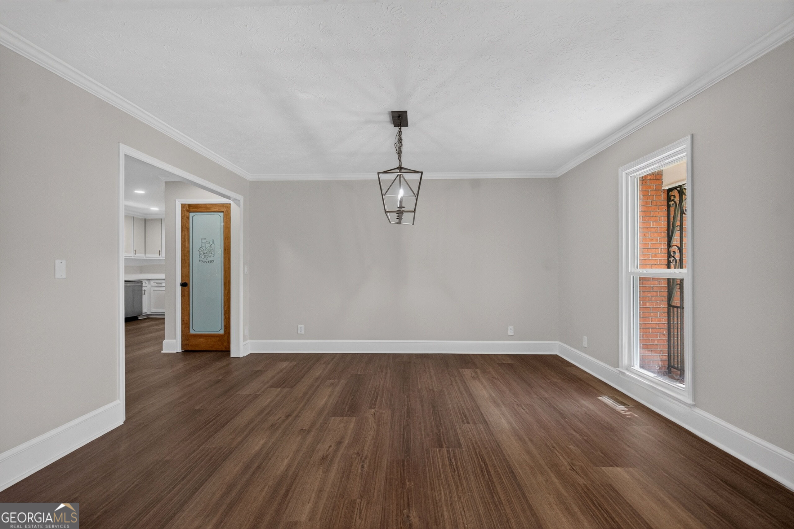 406 Ashford Circle Property Photo 10