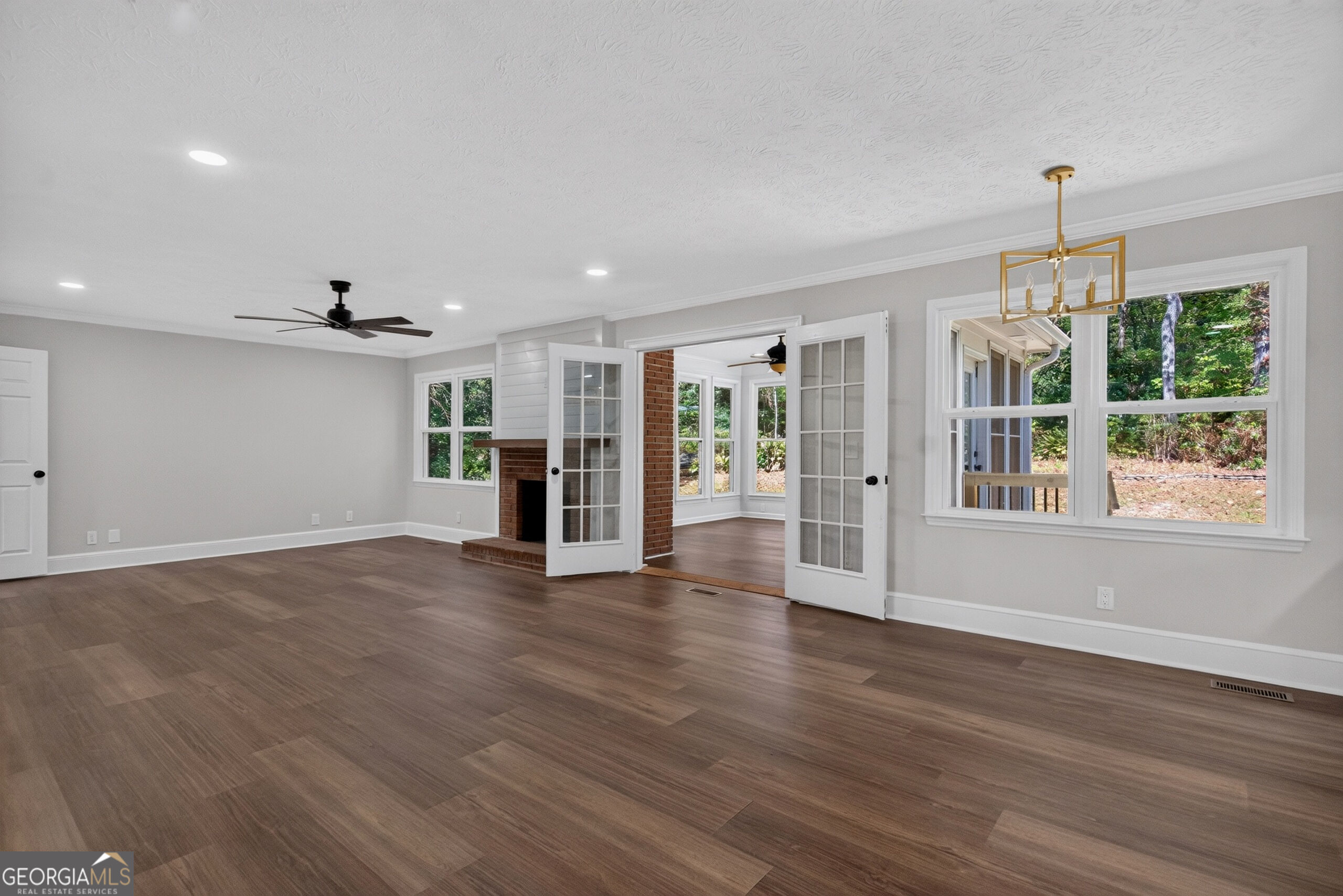 406 Ashford Circle Property Photo 12