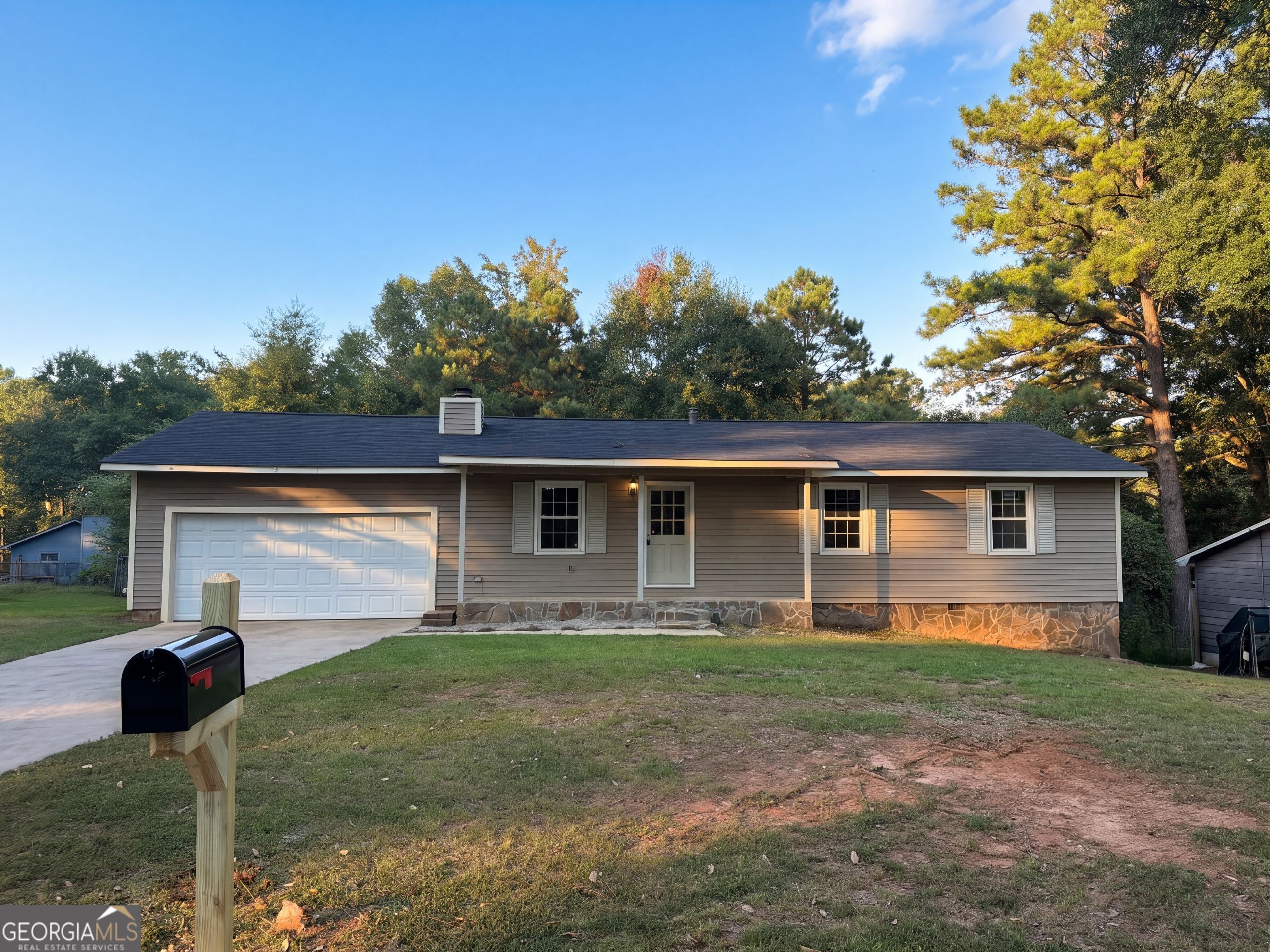 104 Hearthstone Drive Property Photo 1