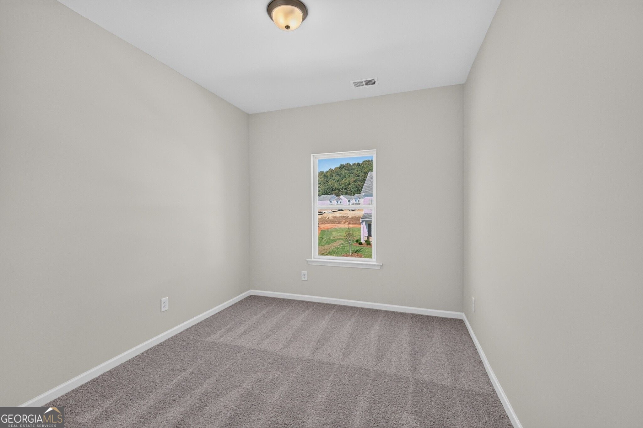5040 Cecelia Drive Property Photo 23