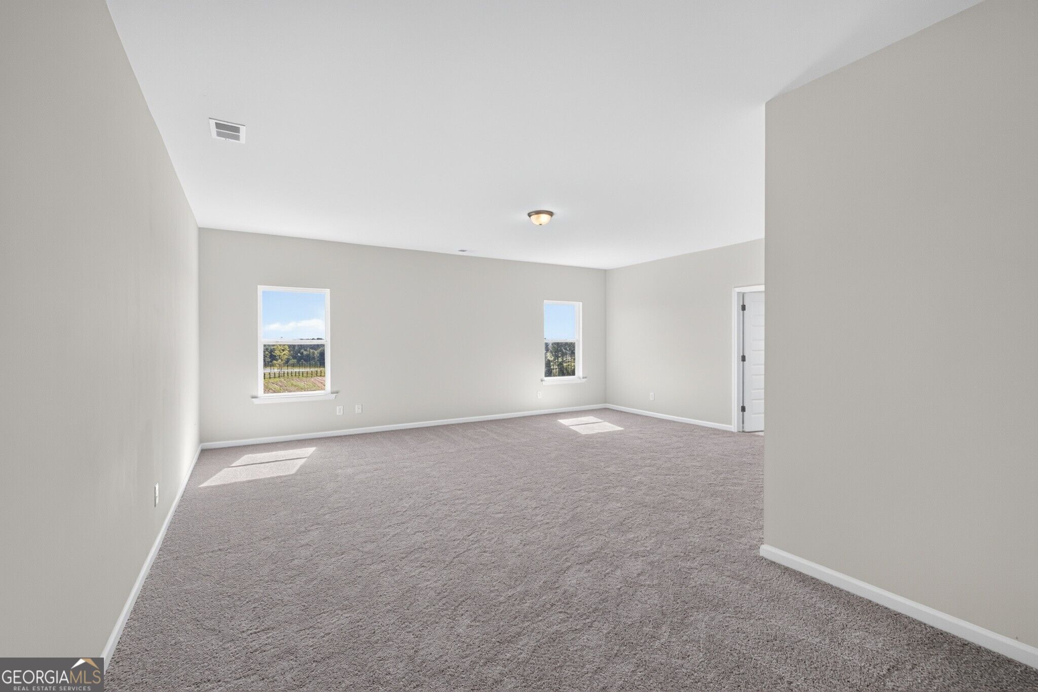 5040 Cecelia Drive Property Photo 27