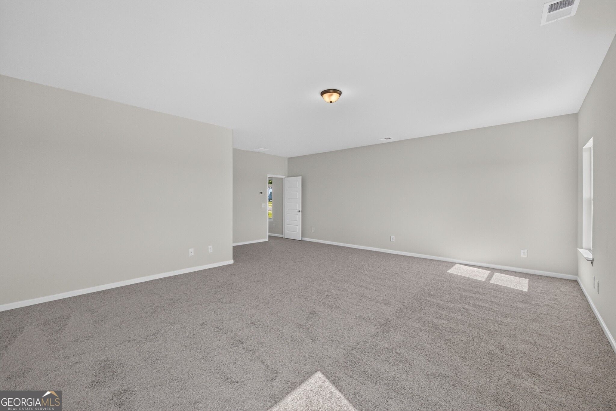 5040 Cecelia Drive Property Photo 29