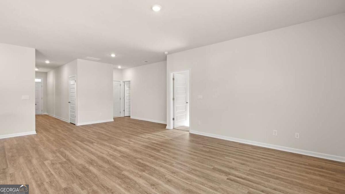 352 Bristol Boulevard Property Photo 13