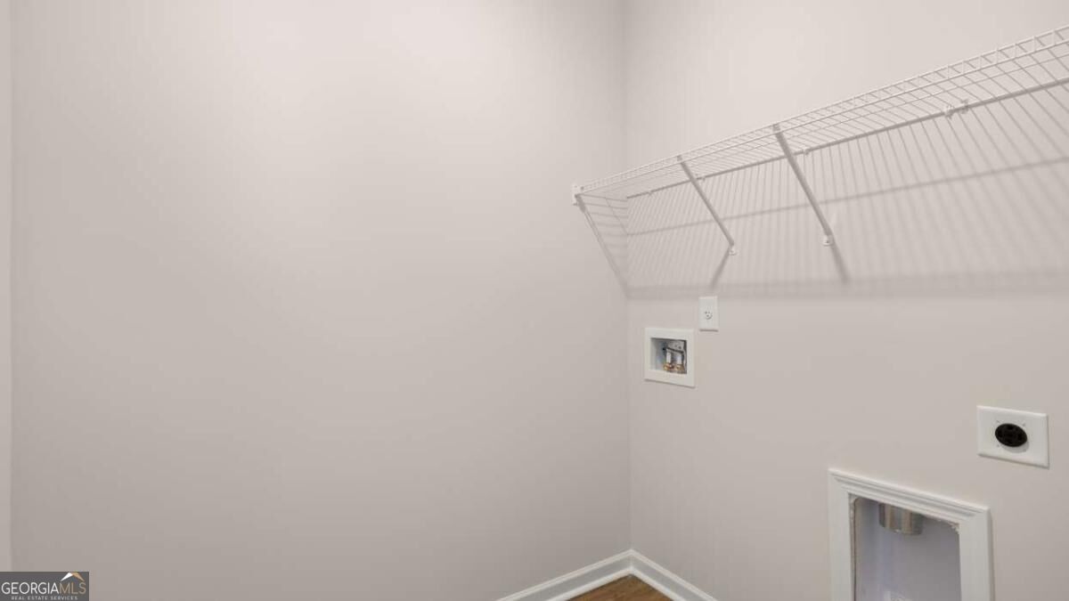 352 Bristol Boulevard Property Photo 26