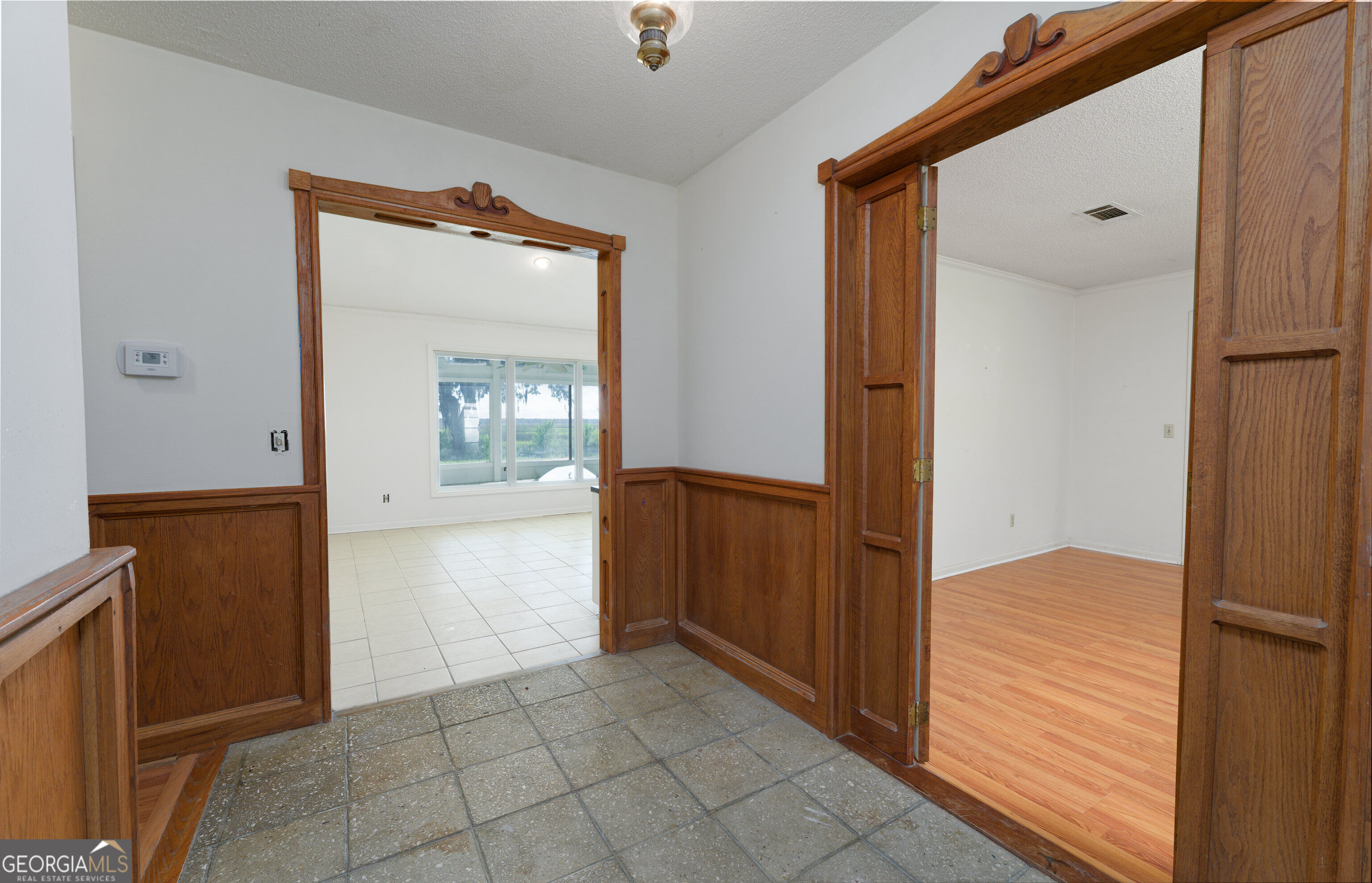 815 Devon Drive Property Photo 3