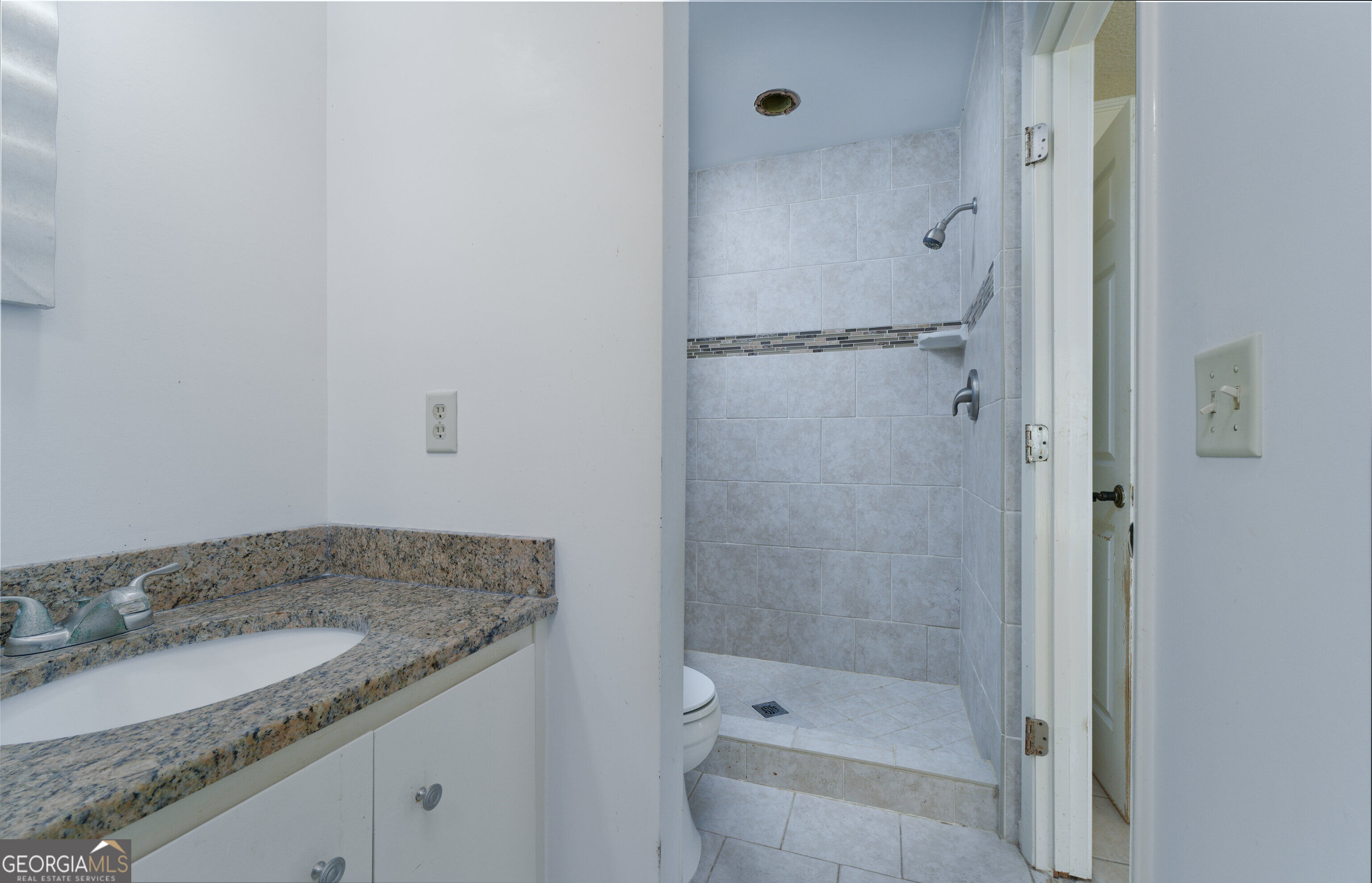 815 Devon Drive Property Photo 27