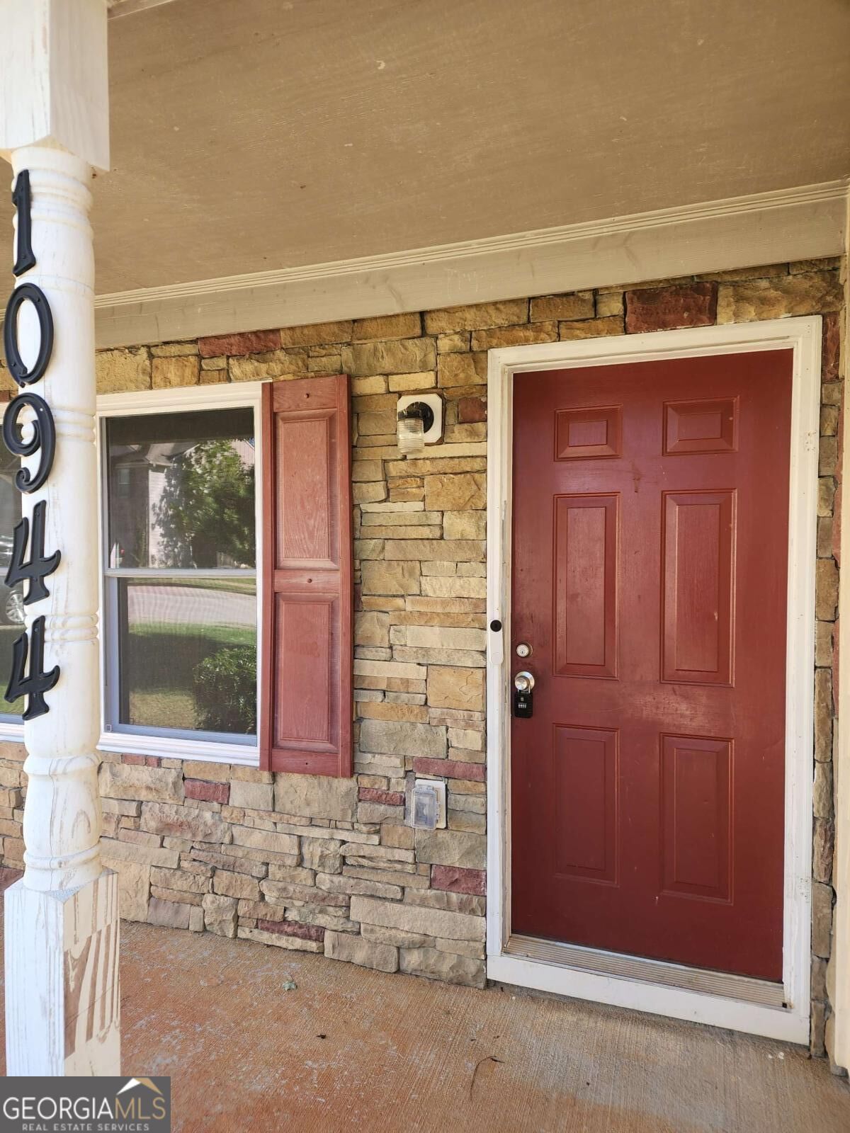 10944 Station Drive Property Photo 4