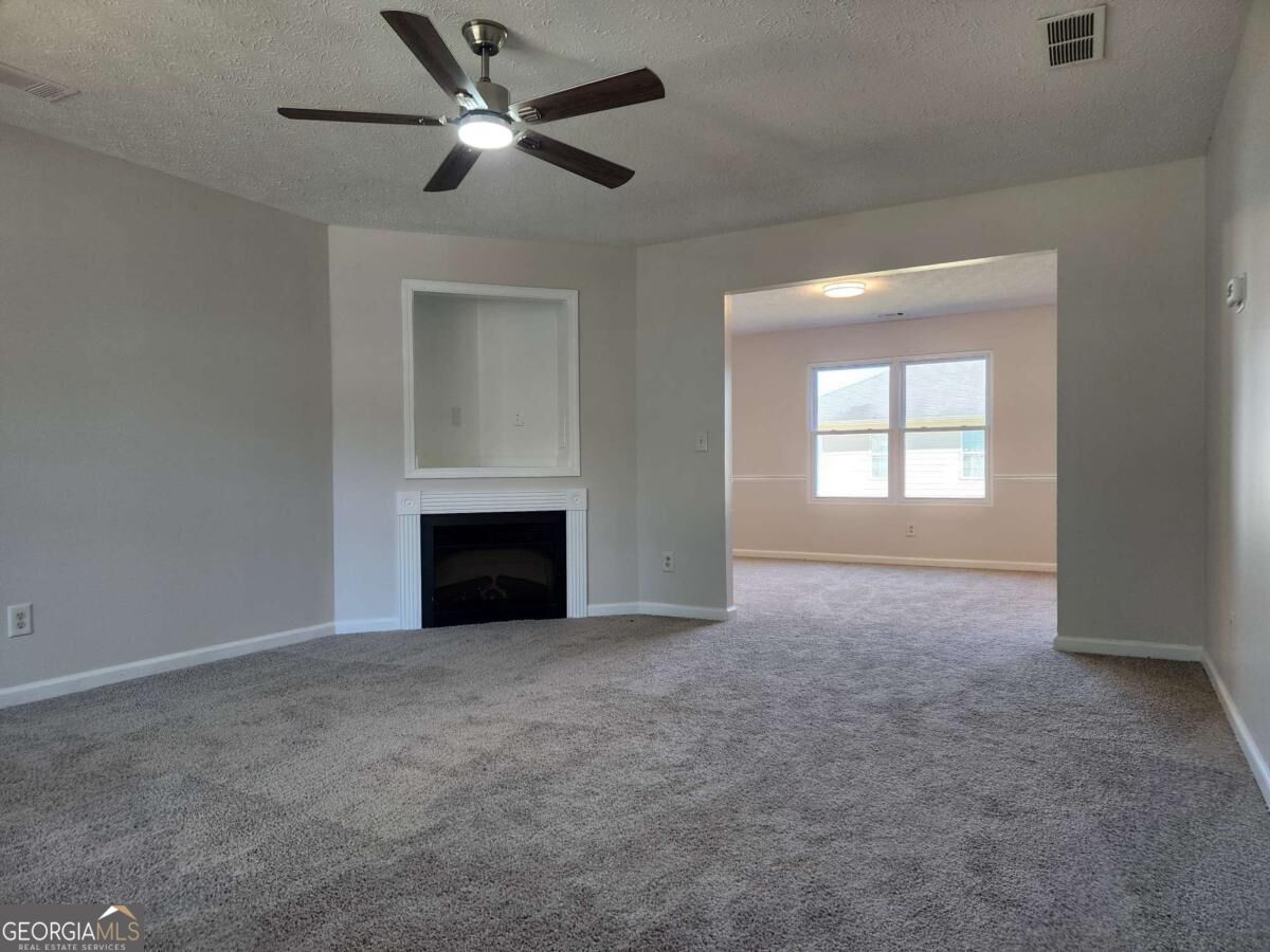 10944 Station Drive Property Photo 6