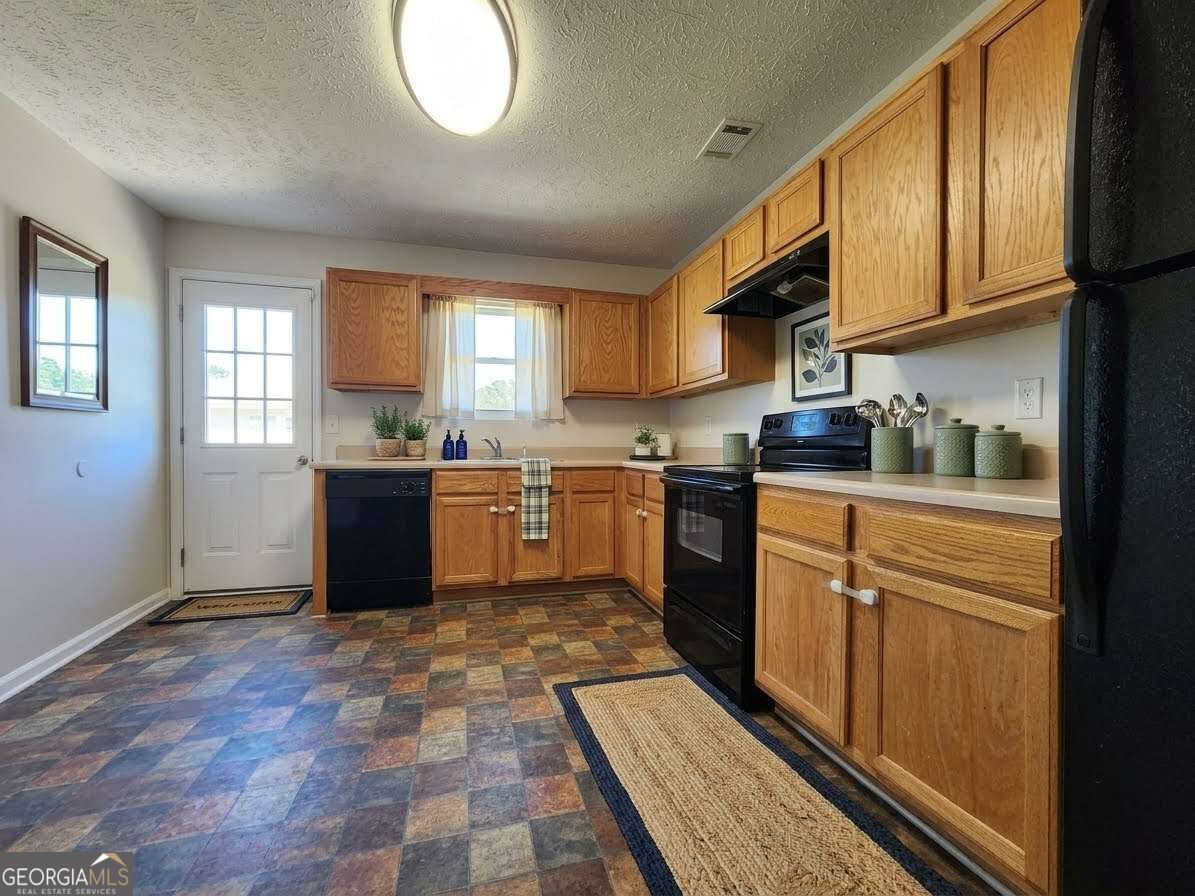 10944 Station Drive Property Photo 11