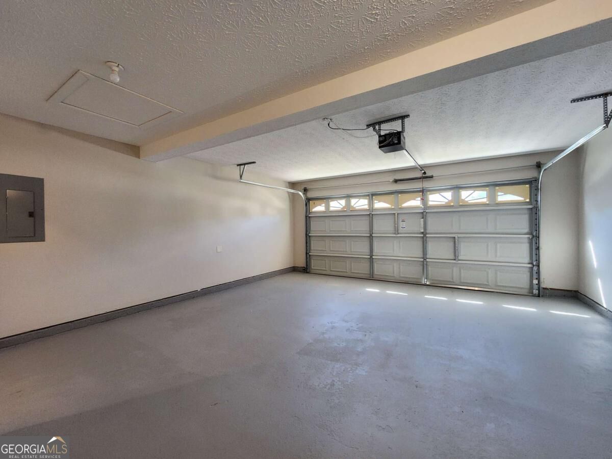 10944 Station Drive Property Photo 15