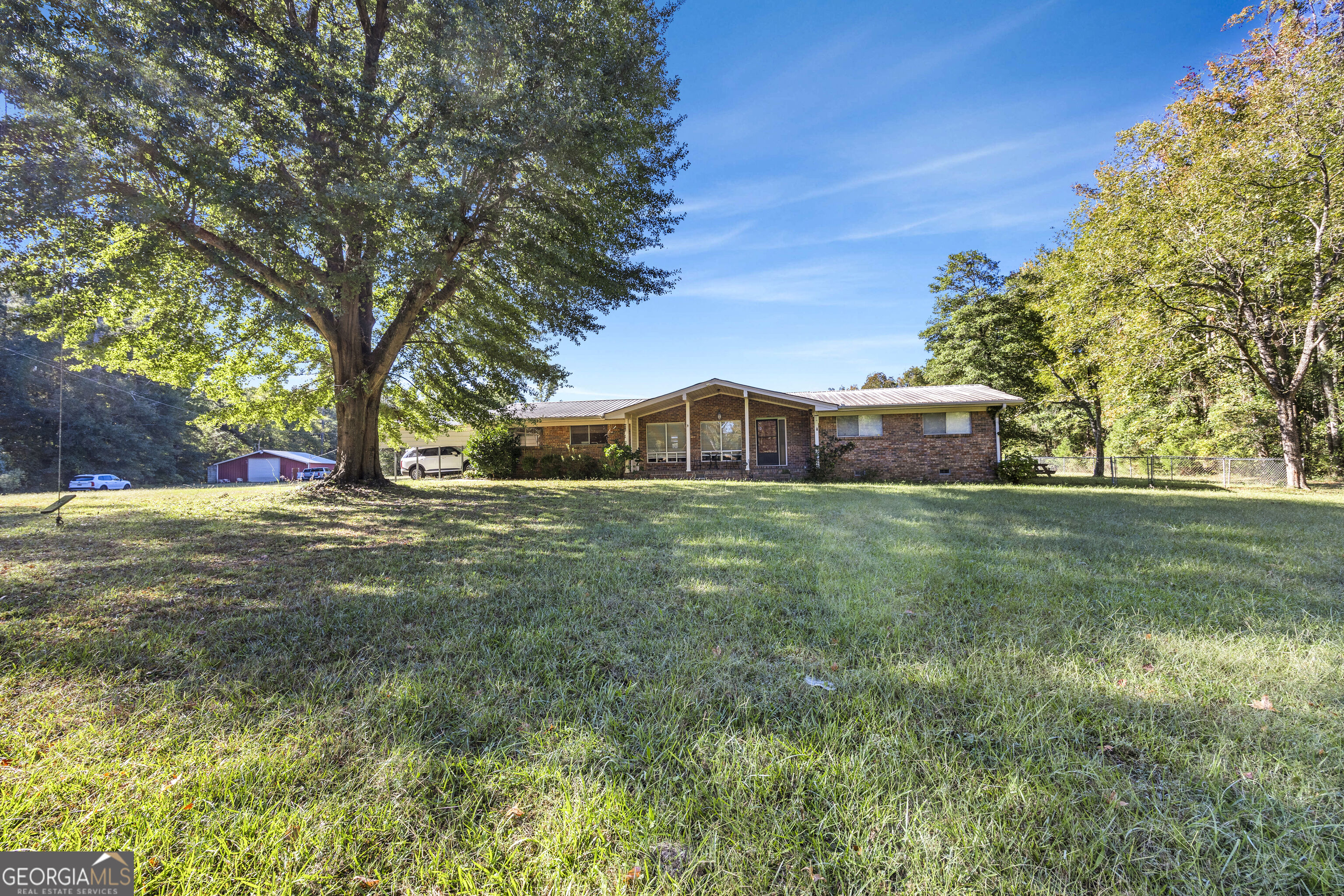 12461 N Highway 142 Property Photo 1