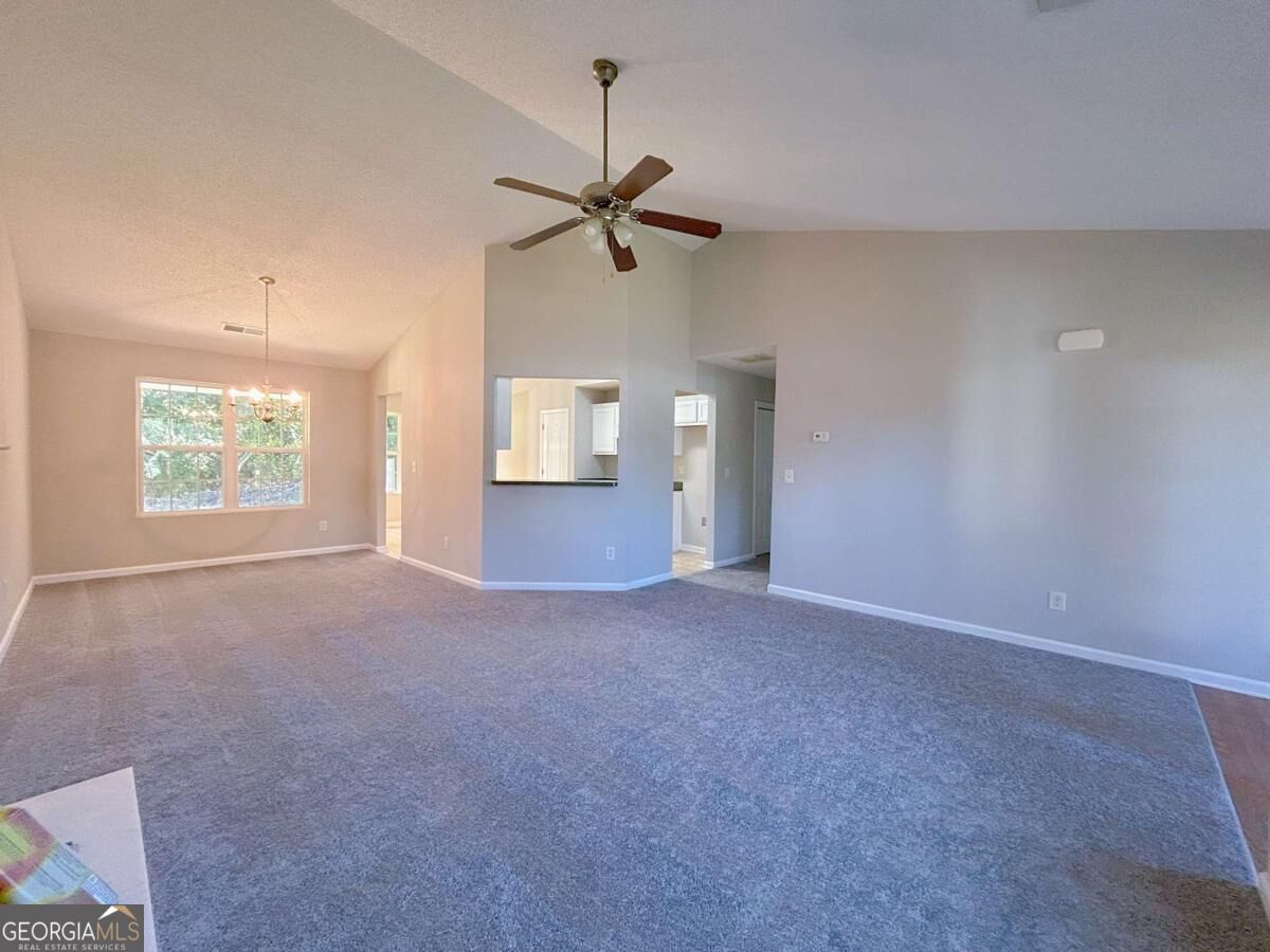 312 Willow Way Property Photo 7