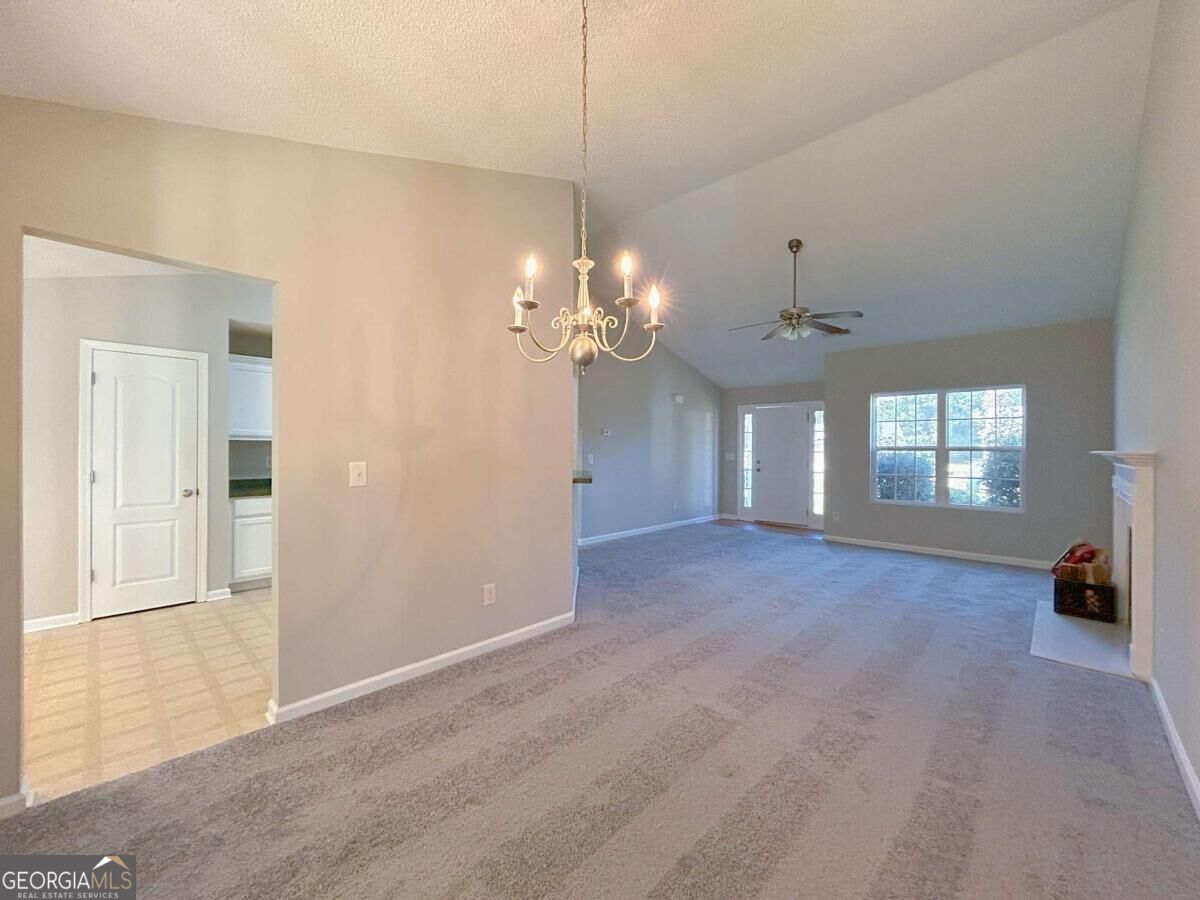 312 Willow Way Property Photo 9