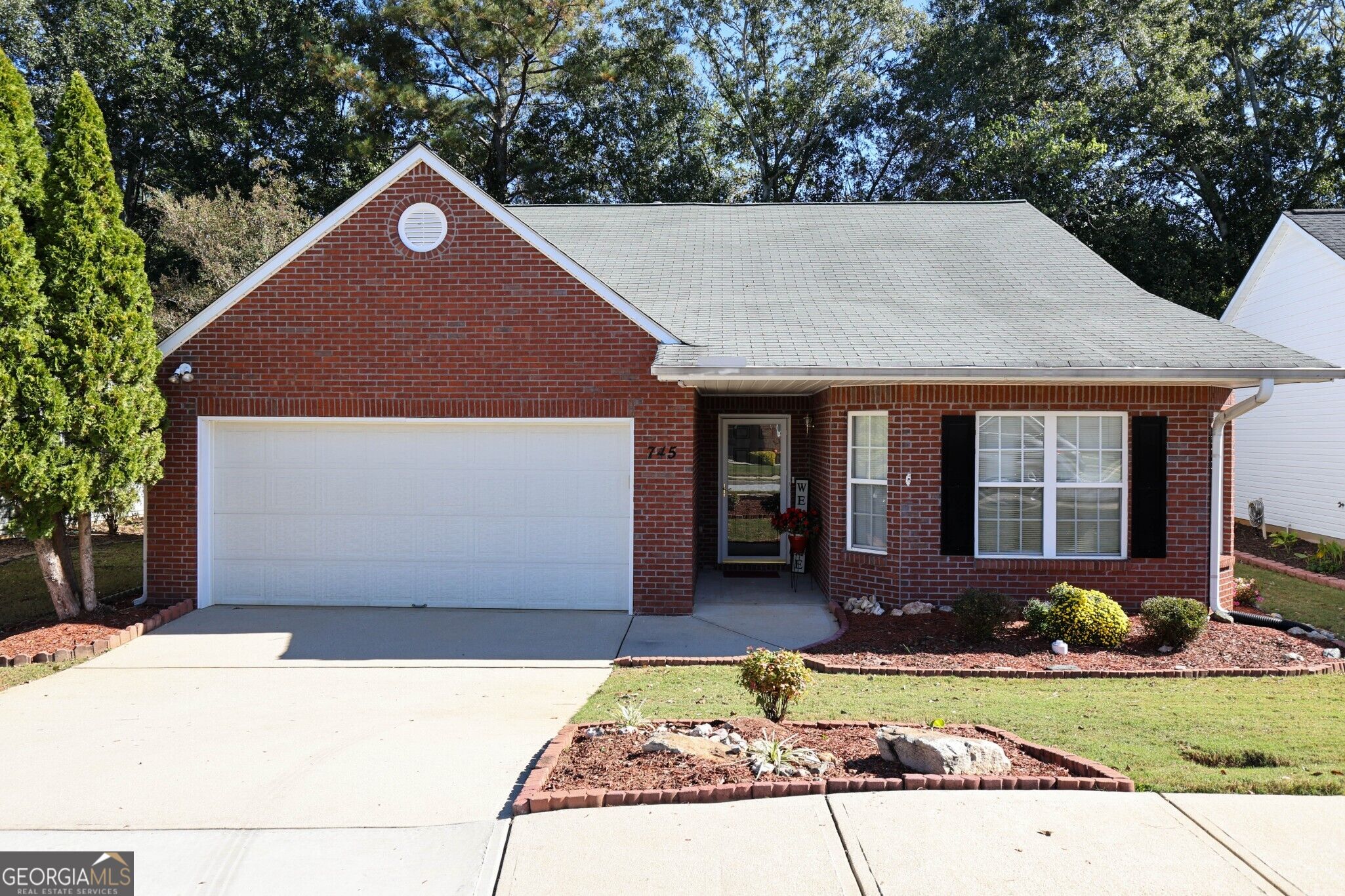 745 Jacoby Drive Property Photo 1