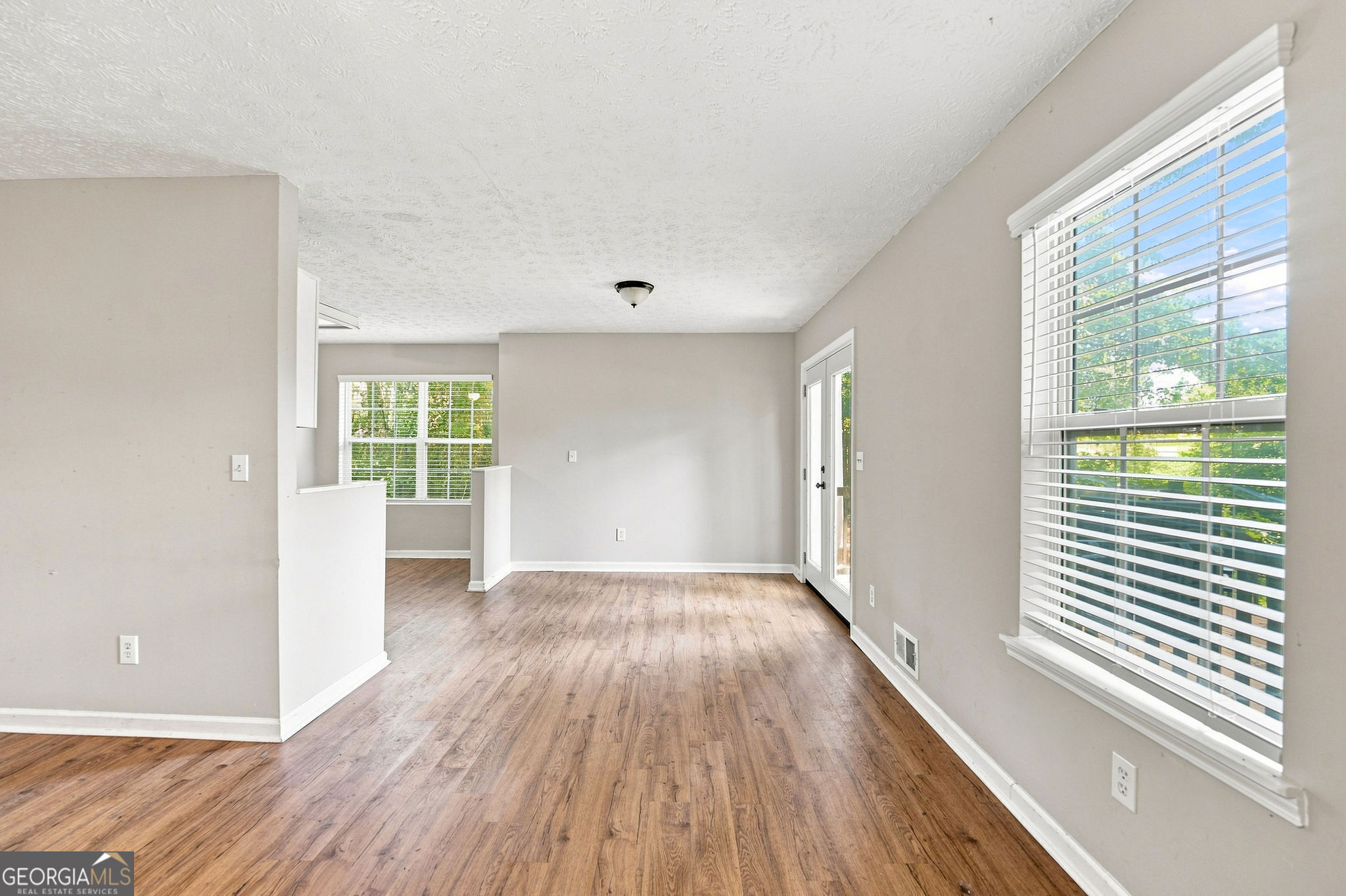 2313 Ivy Crest Drive Property Photo 2