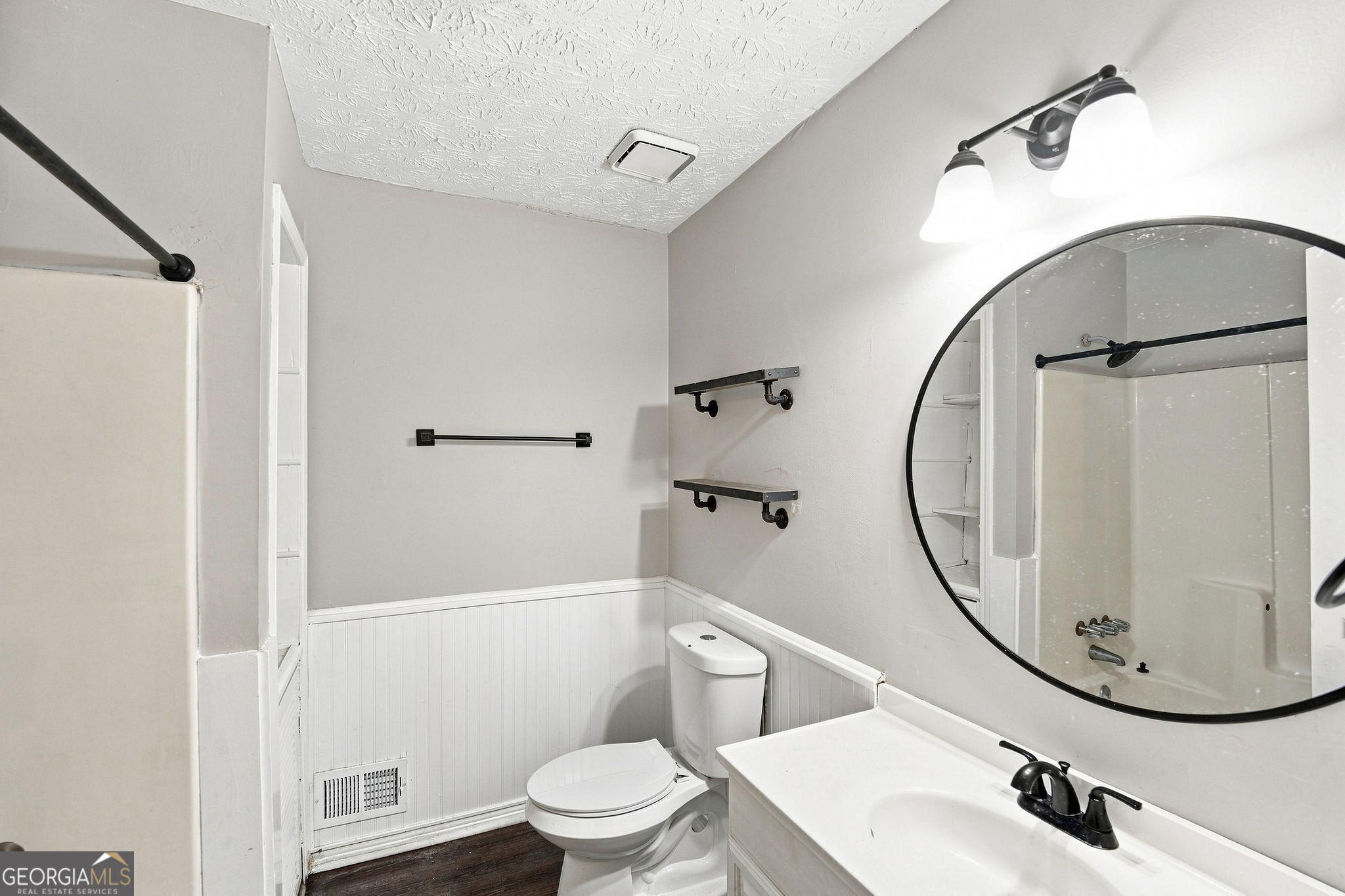 2313 Ivy Crest Drive Property Photo 13