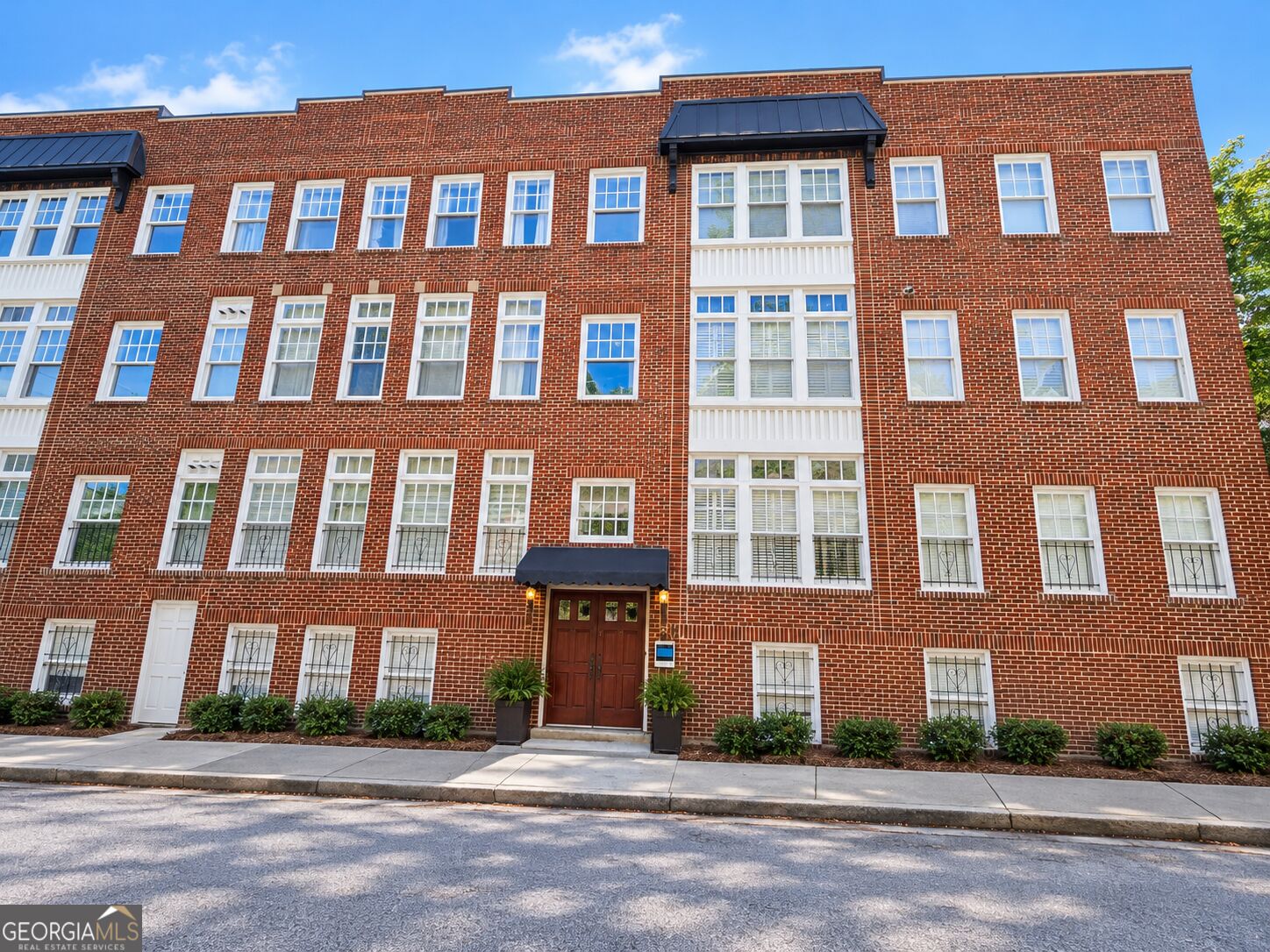 690 Piedmont Avenue # 18 Property Photo 1