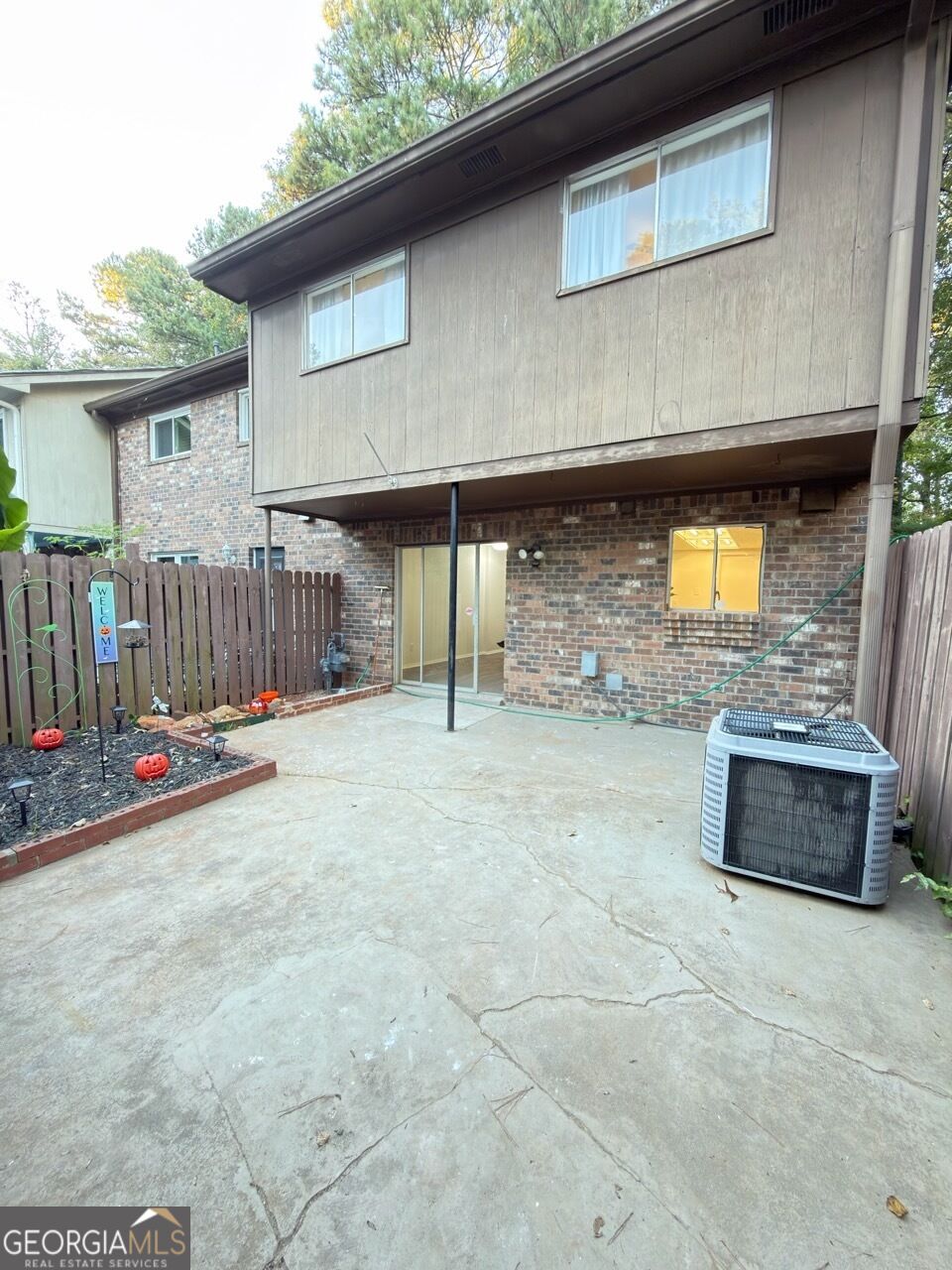 722 Garden View Drive Property Photo 1