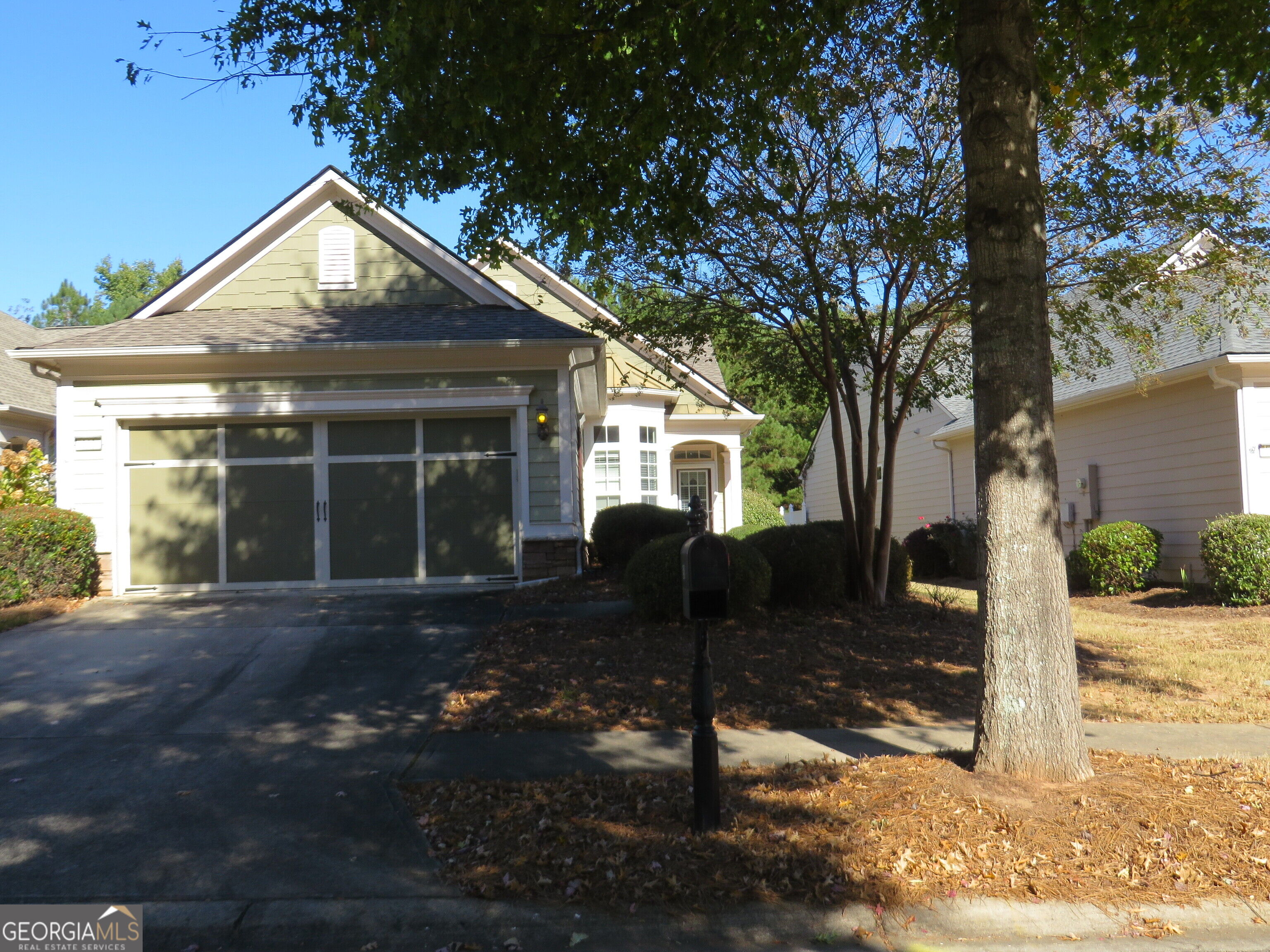 151 Begonia Court Property Photo 1