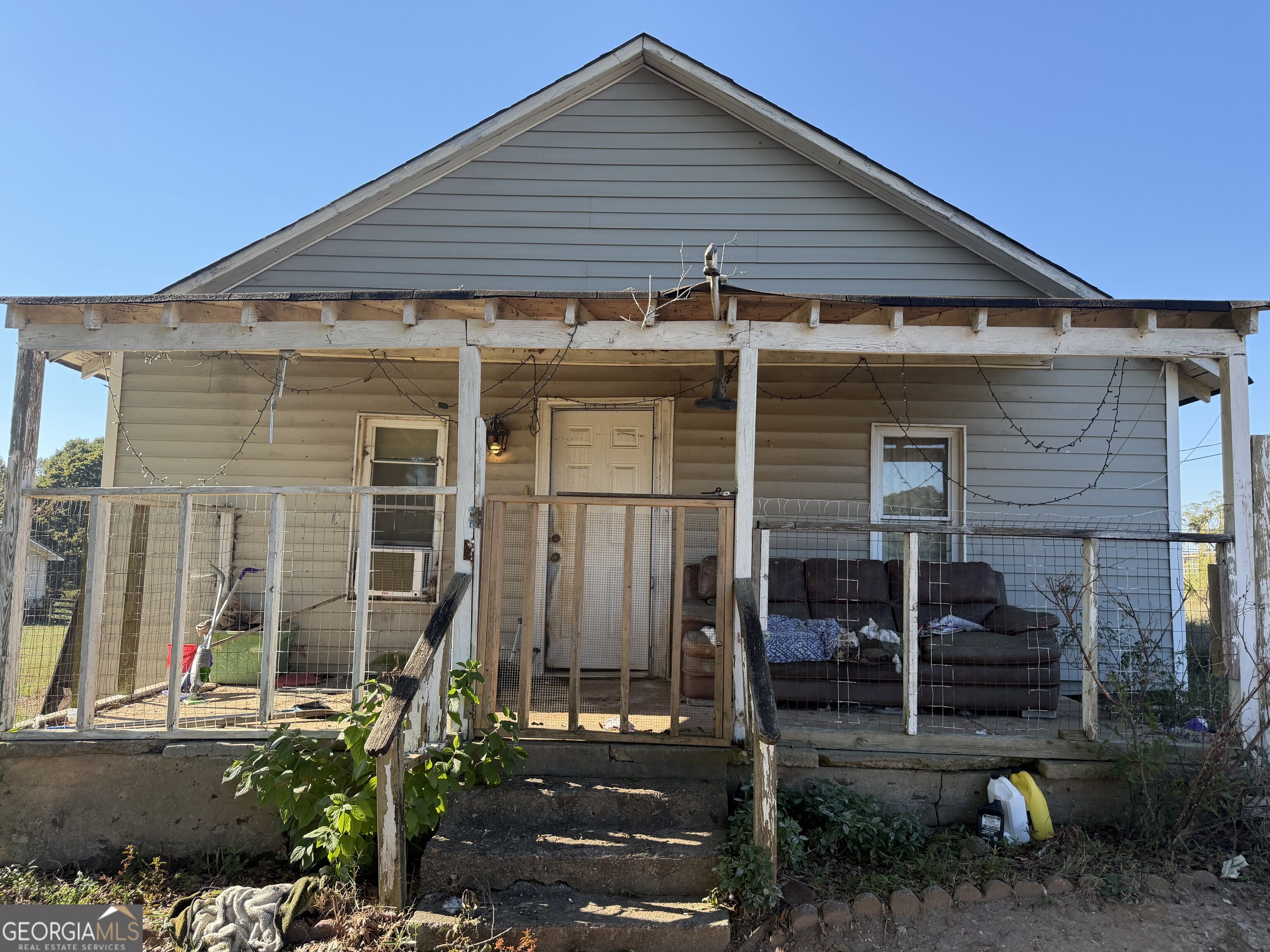 583 Tyus Veal Road Property Photo 1