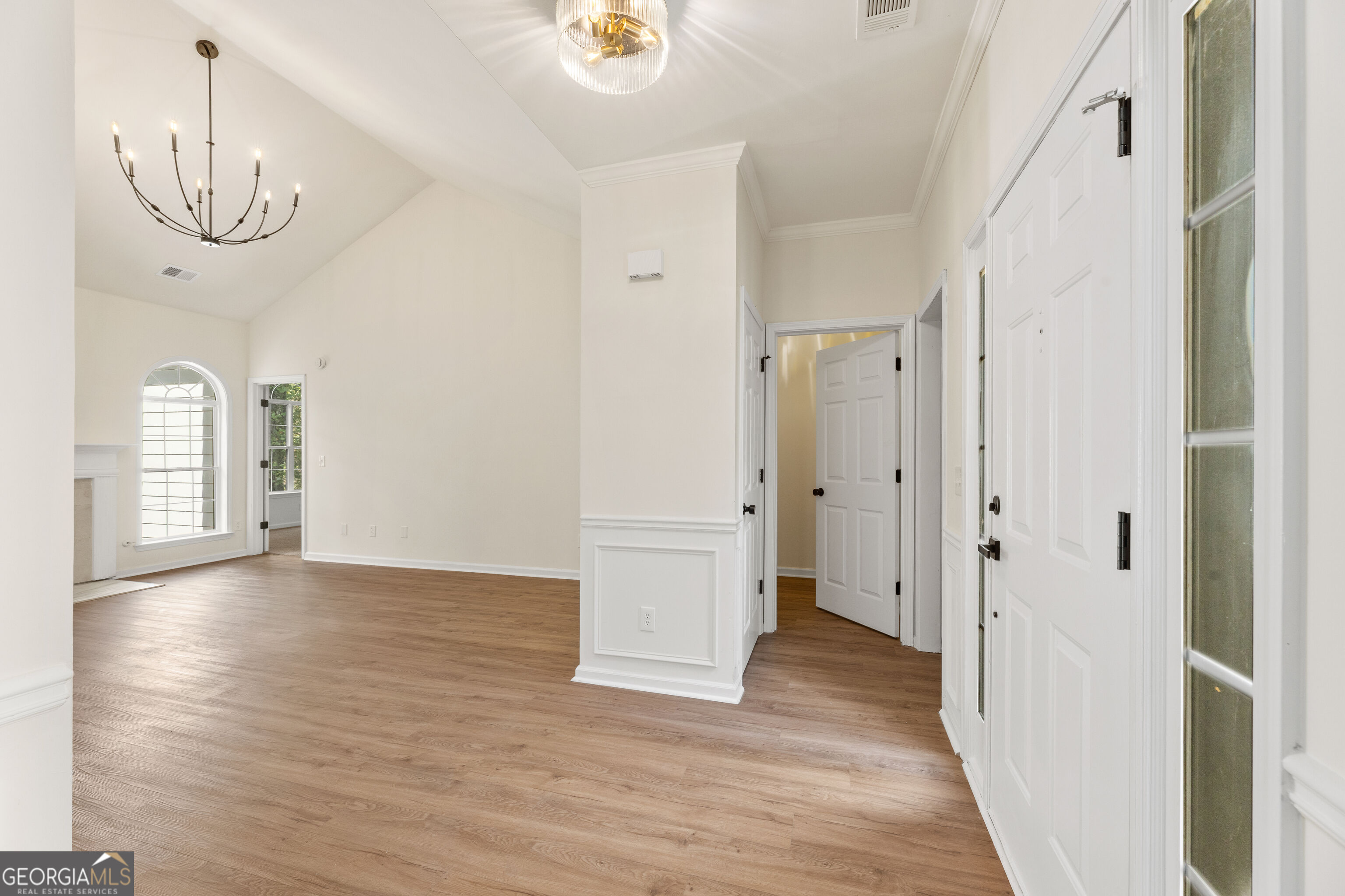 5500 Arrowind Road Nw Property Photo 12
