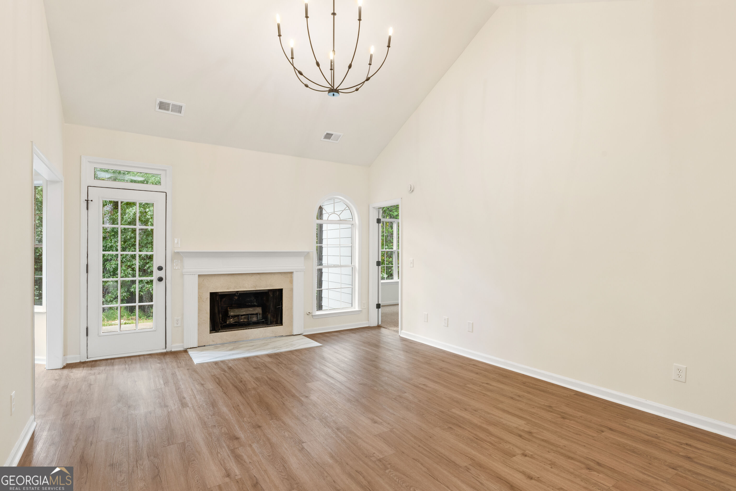 5500 Arrowind Road Nw Property Photo 13