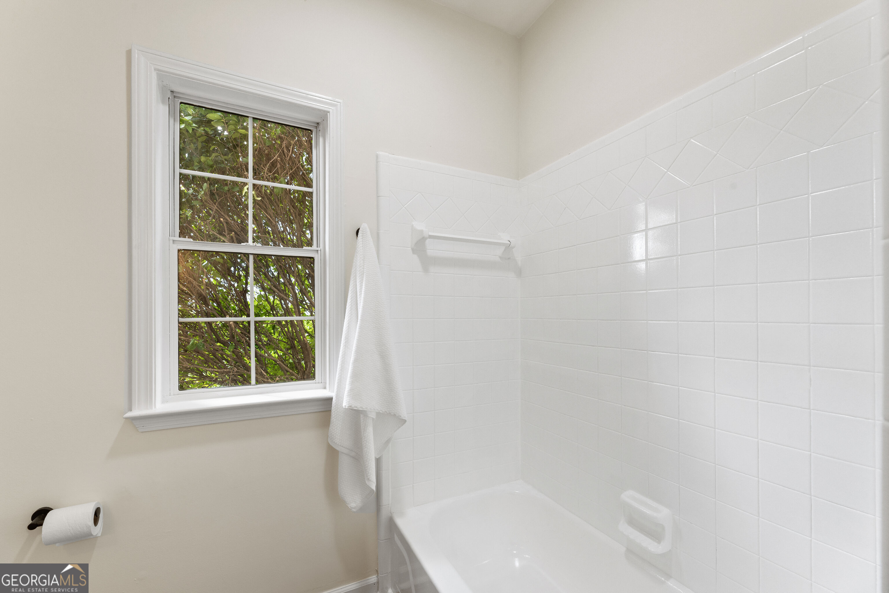 5500 Arrowind Road Nw Property Photo 15