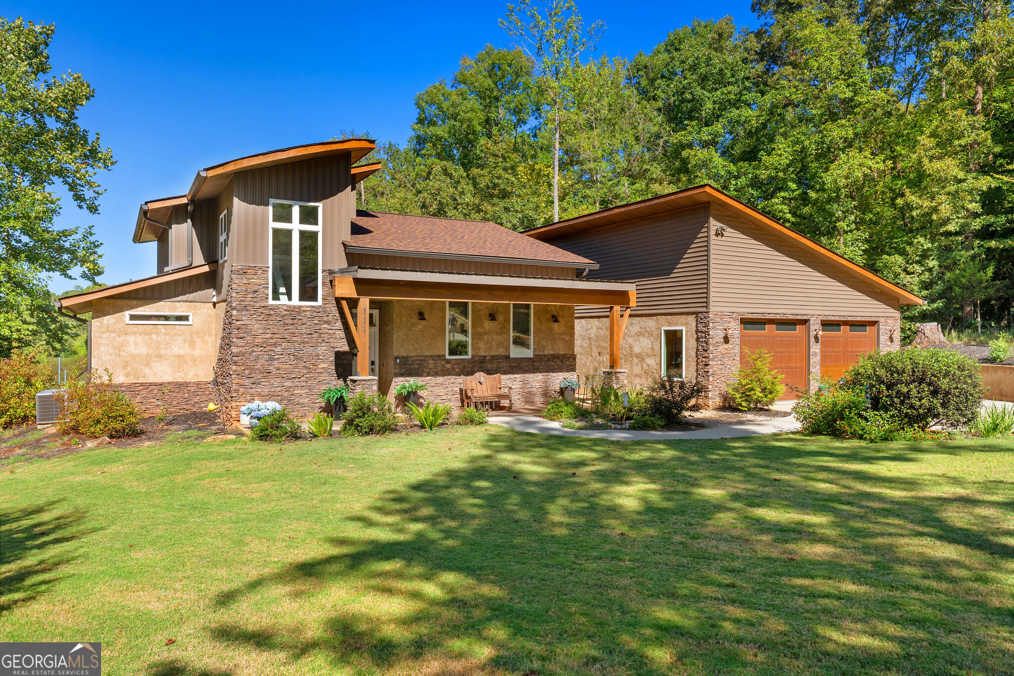 111 N Hogan Drive Property Photo 1