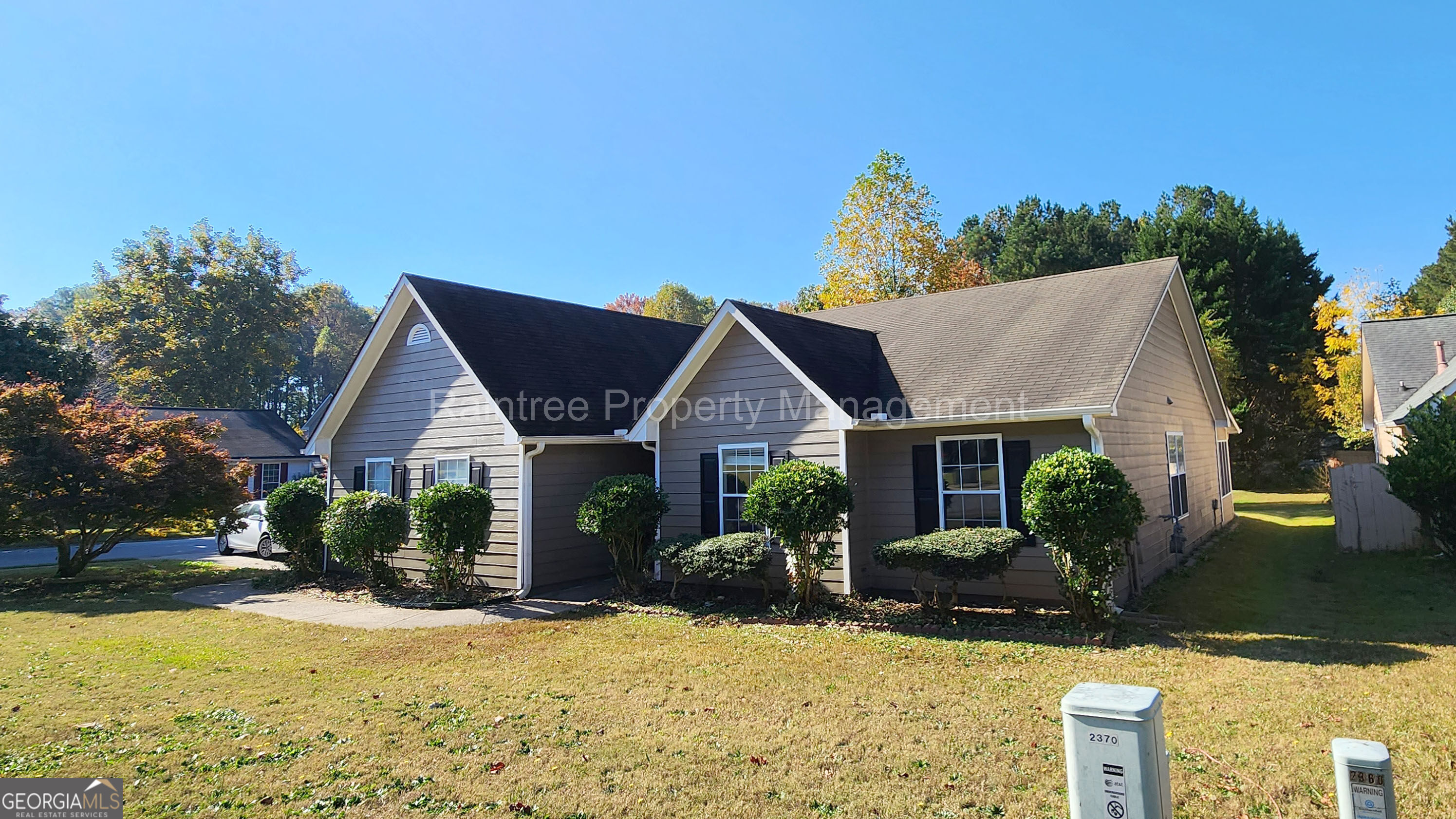 2360 Berkeley Creek Court Property Photo 3