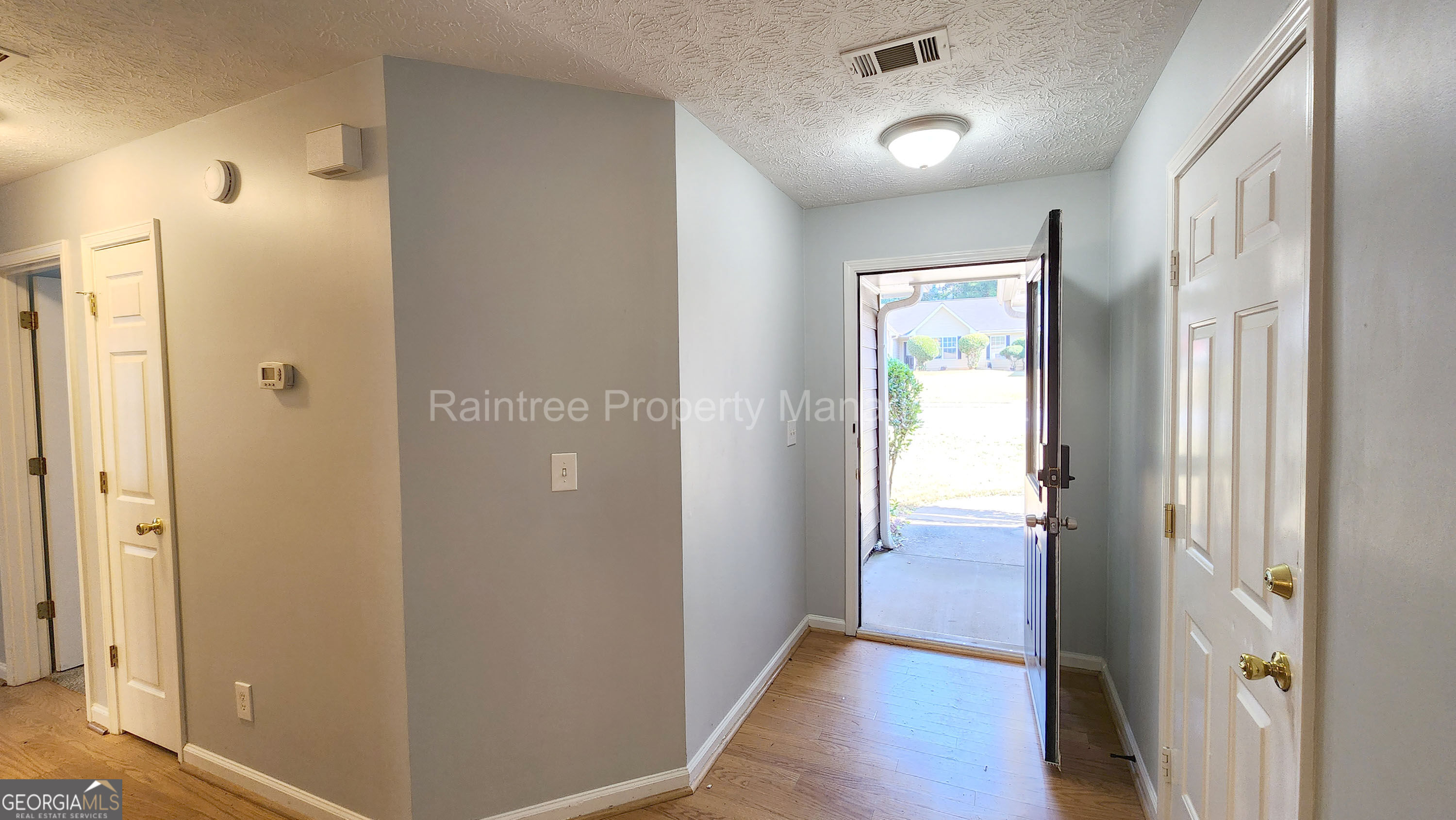 2360 Berkeley Creek Court Property Photo 7