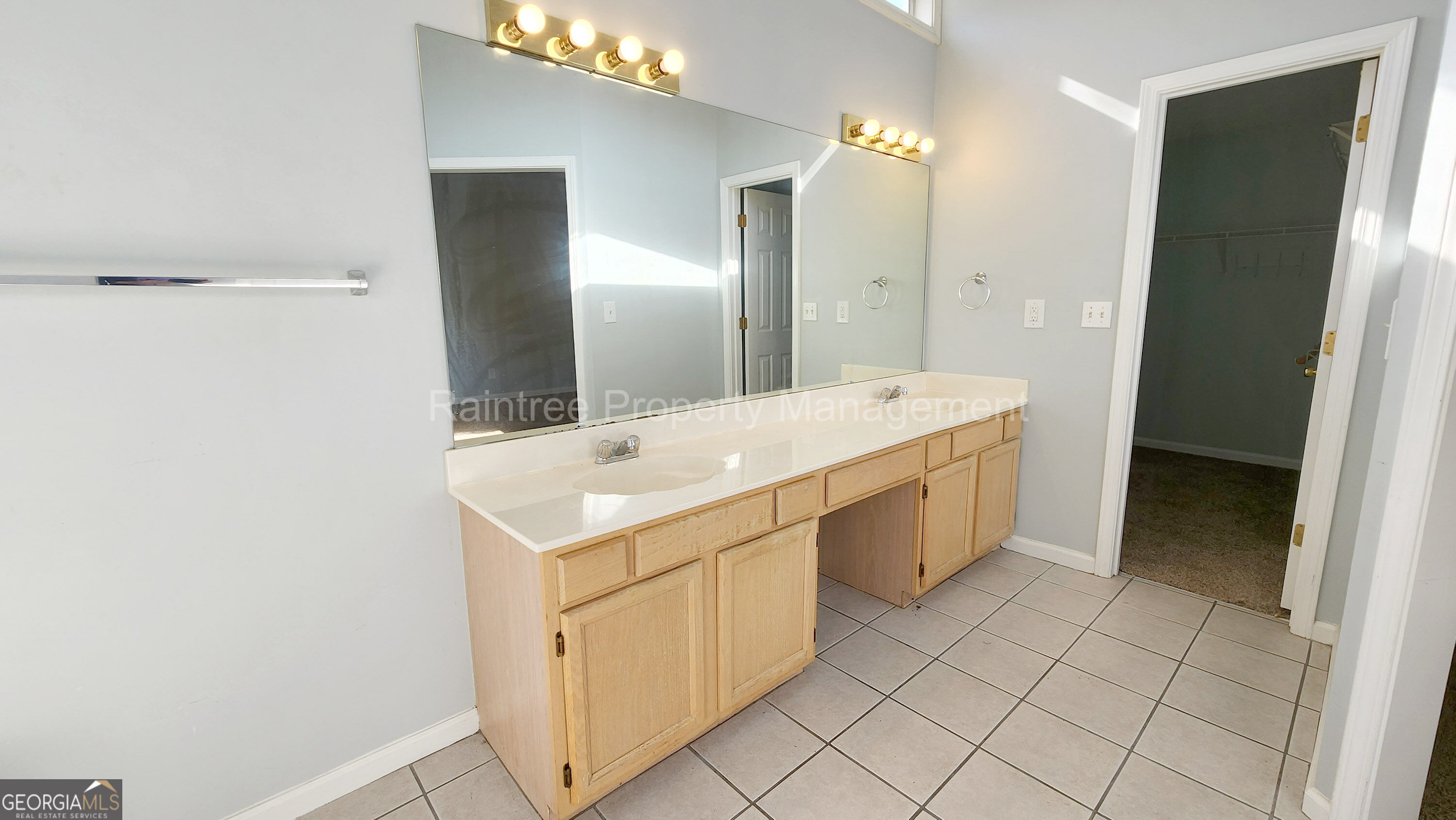 2360 Berkeley Creek Court Property Photo 17