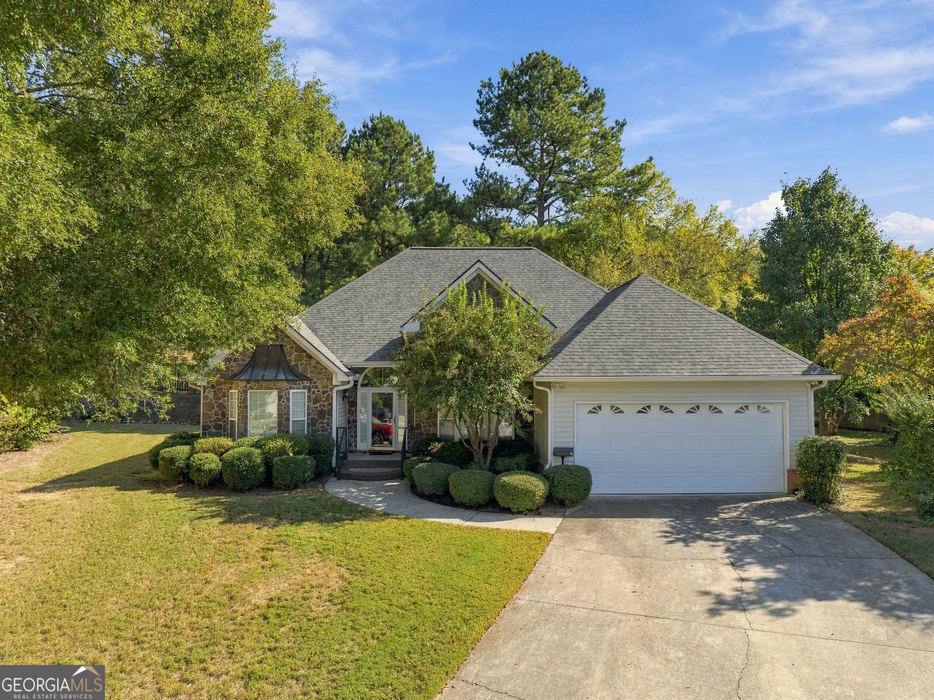 6 SE Preakness Court Property Photo 1
