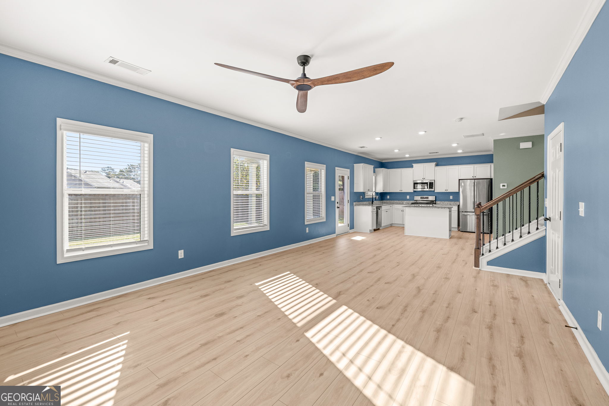 533 Evergreen Way Property Photo 11
